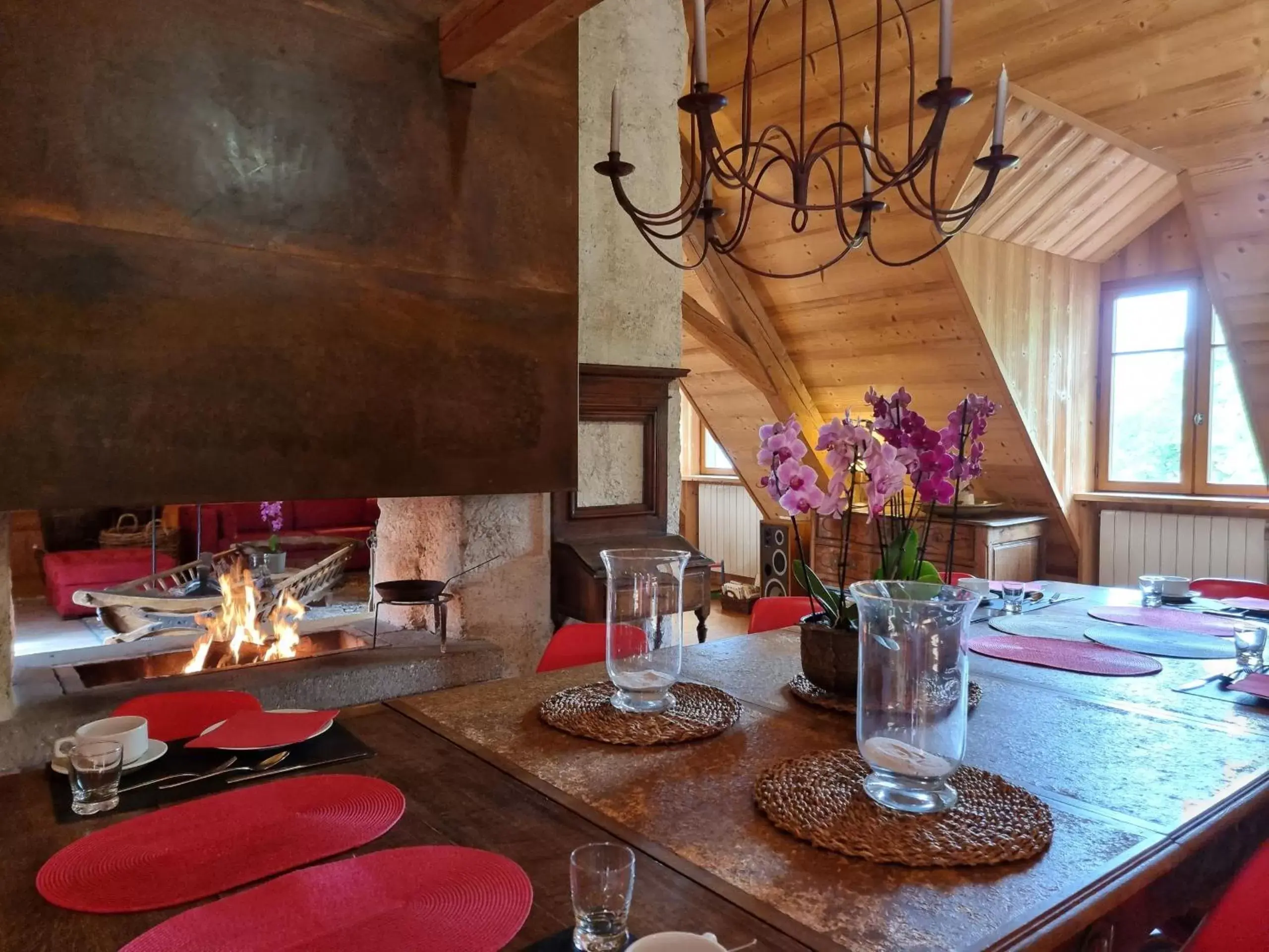 Dining area, Restaurant/Places to Eat in La Vallombreuse