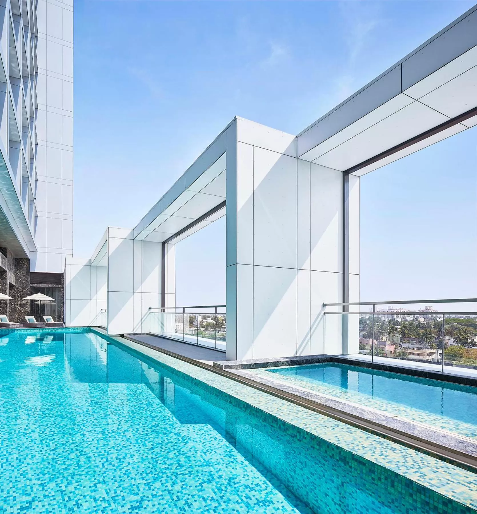 Swimming pool in Taj Wellington Mews Chennai