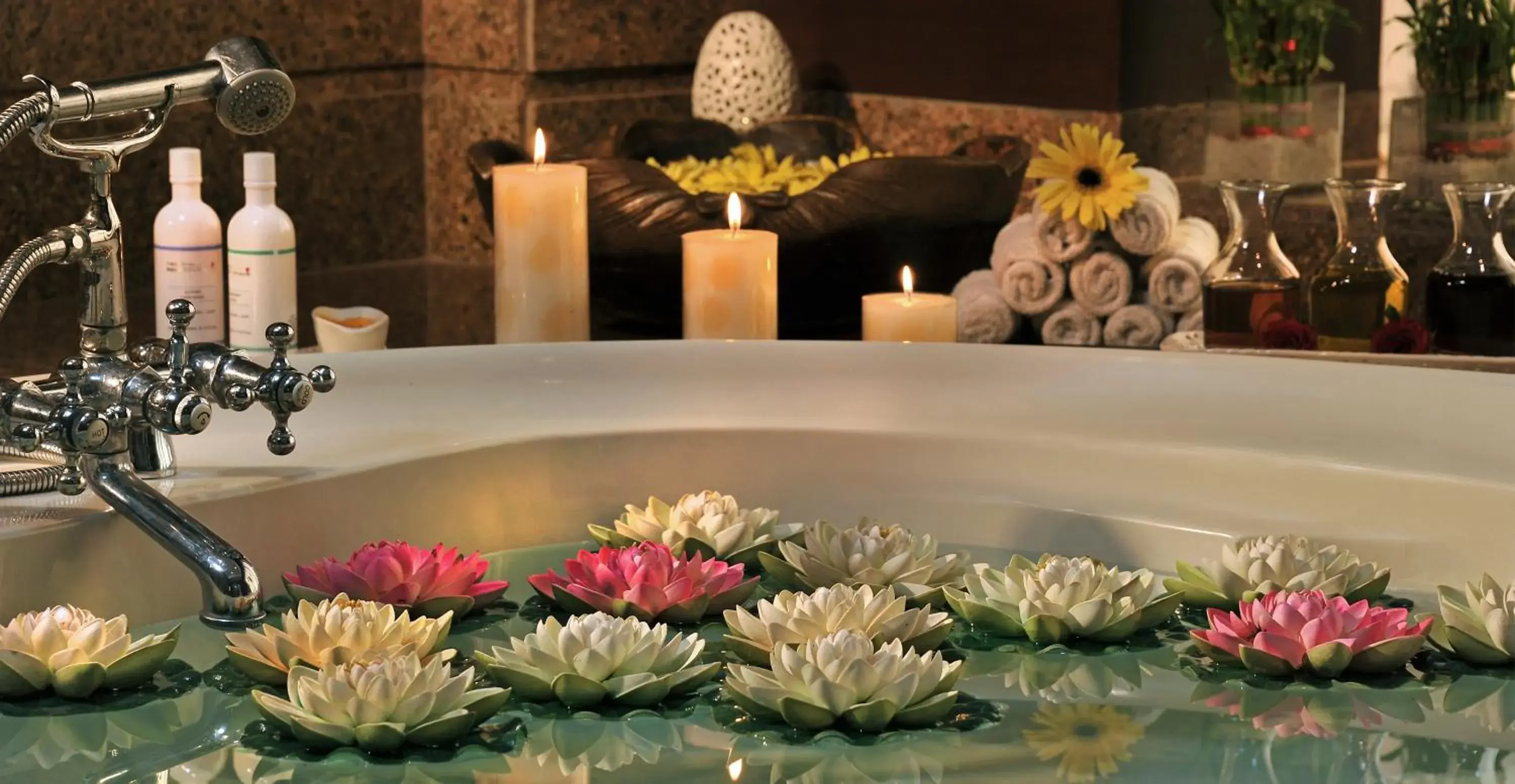 Spa and wellness centre/facilities in Country Inn & Suites by Radisson, Gurugram Sector 12