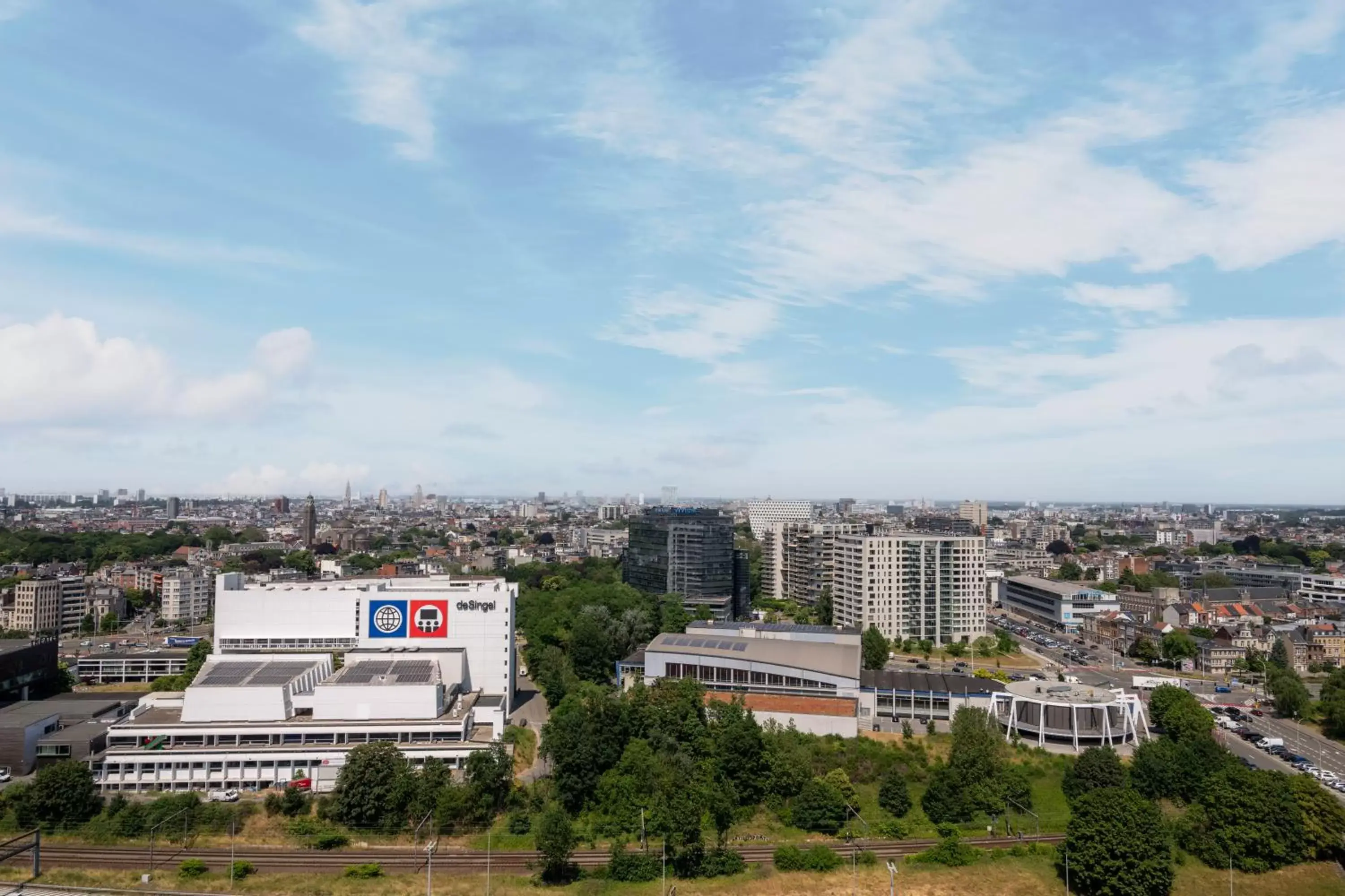 Area and facilities, Bird's-eye View in Crowne Plaza Antwerpen, an IHG Hotel