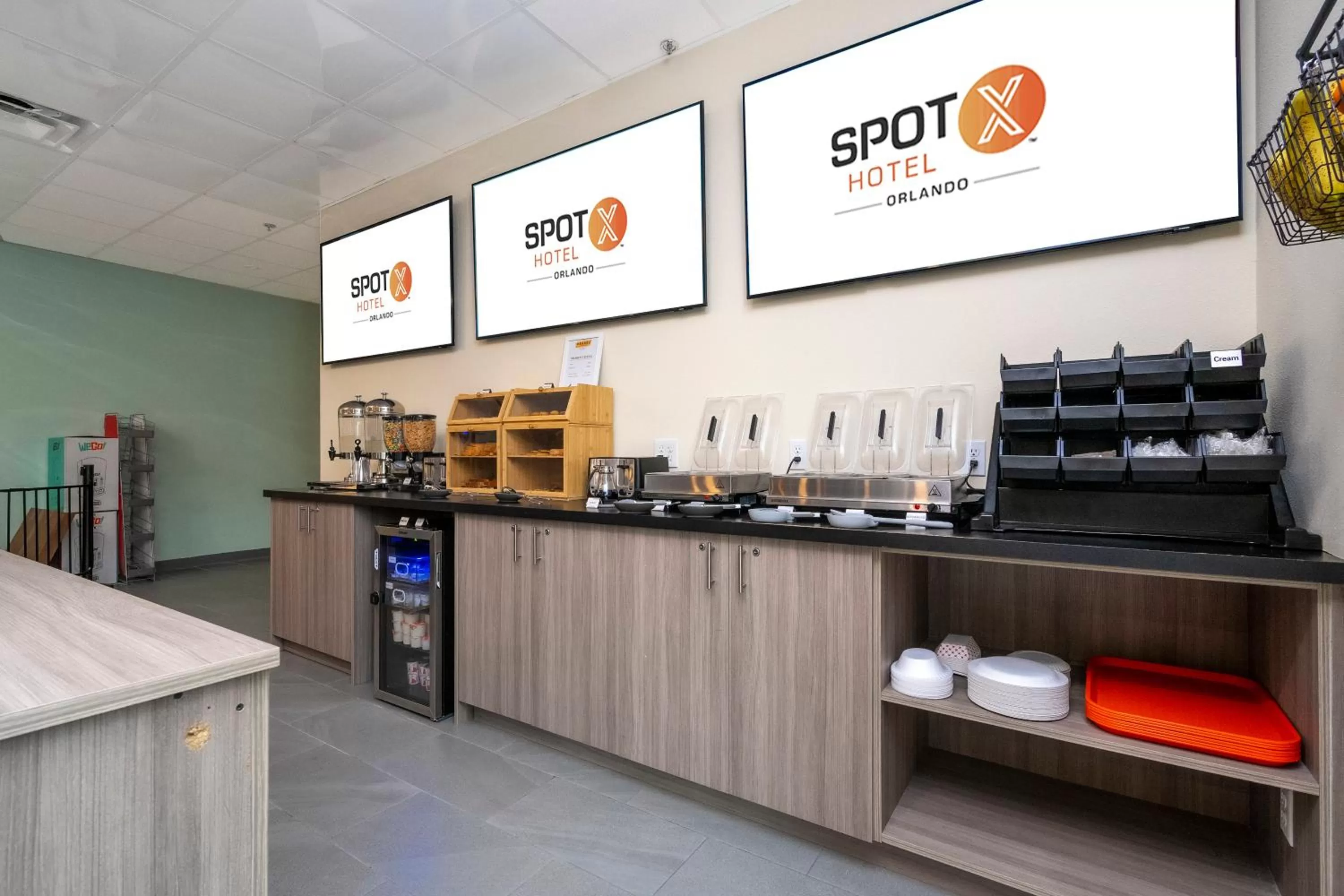 Buffet breakfast in SPOT X Hotel Orlando Intl Dr by The Red Collection