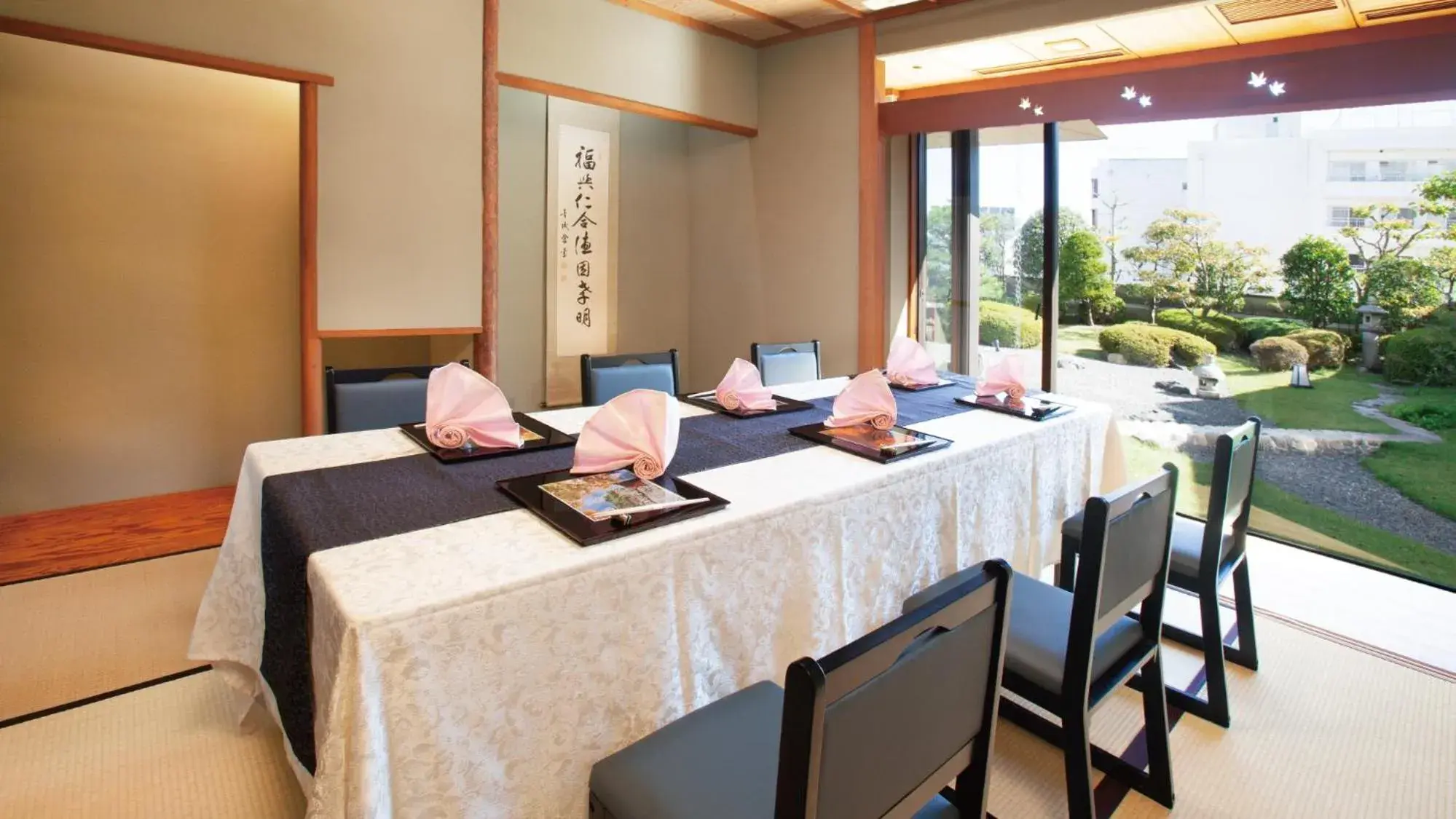Restaurant/Places to Eat in Koriyama View Hotel Annex