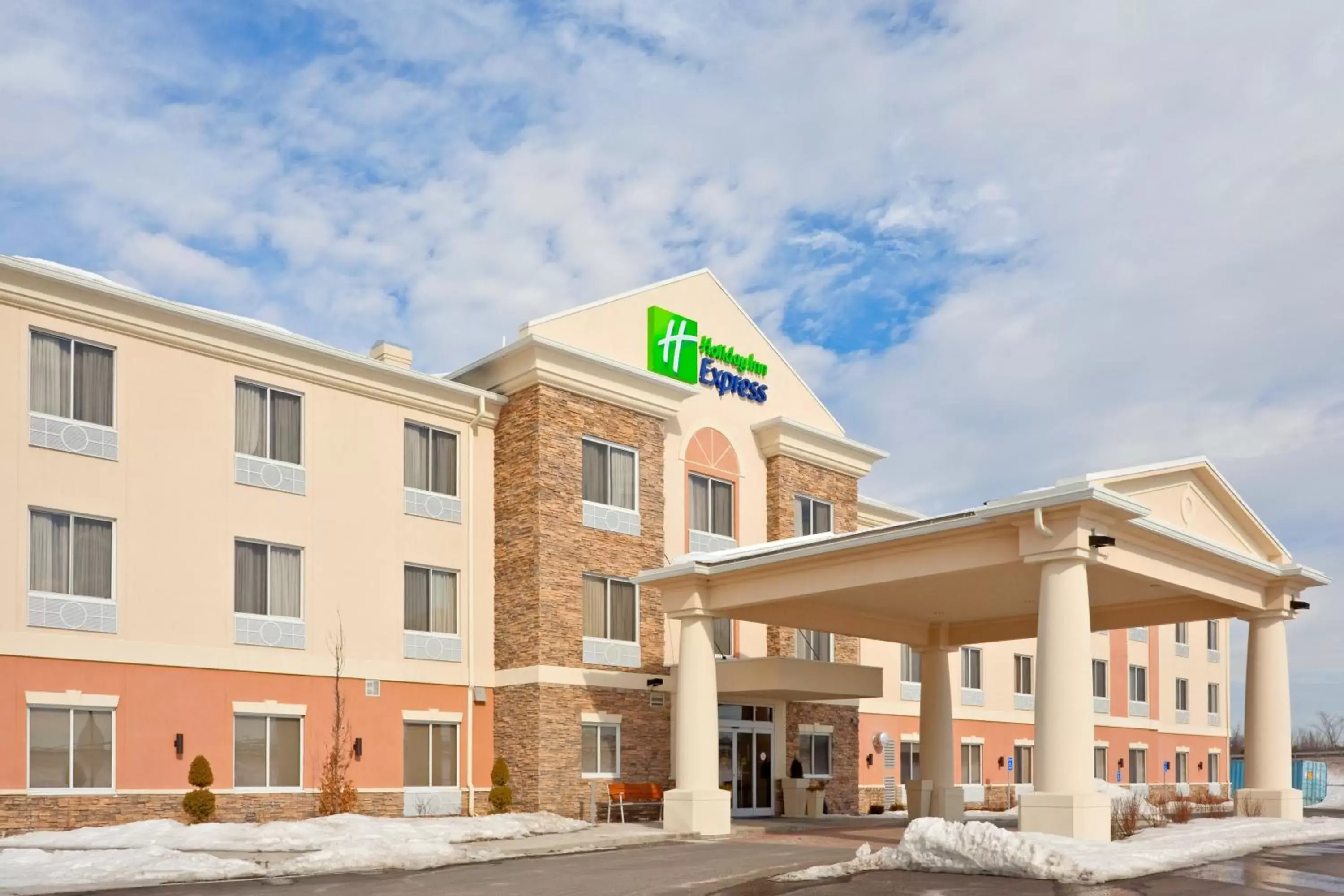 Property Building in Holiday Inn Express Hotel & Suites West Coxsackie, an IHG Hotel