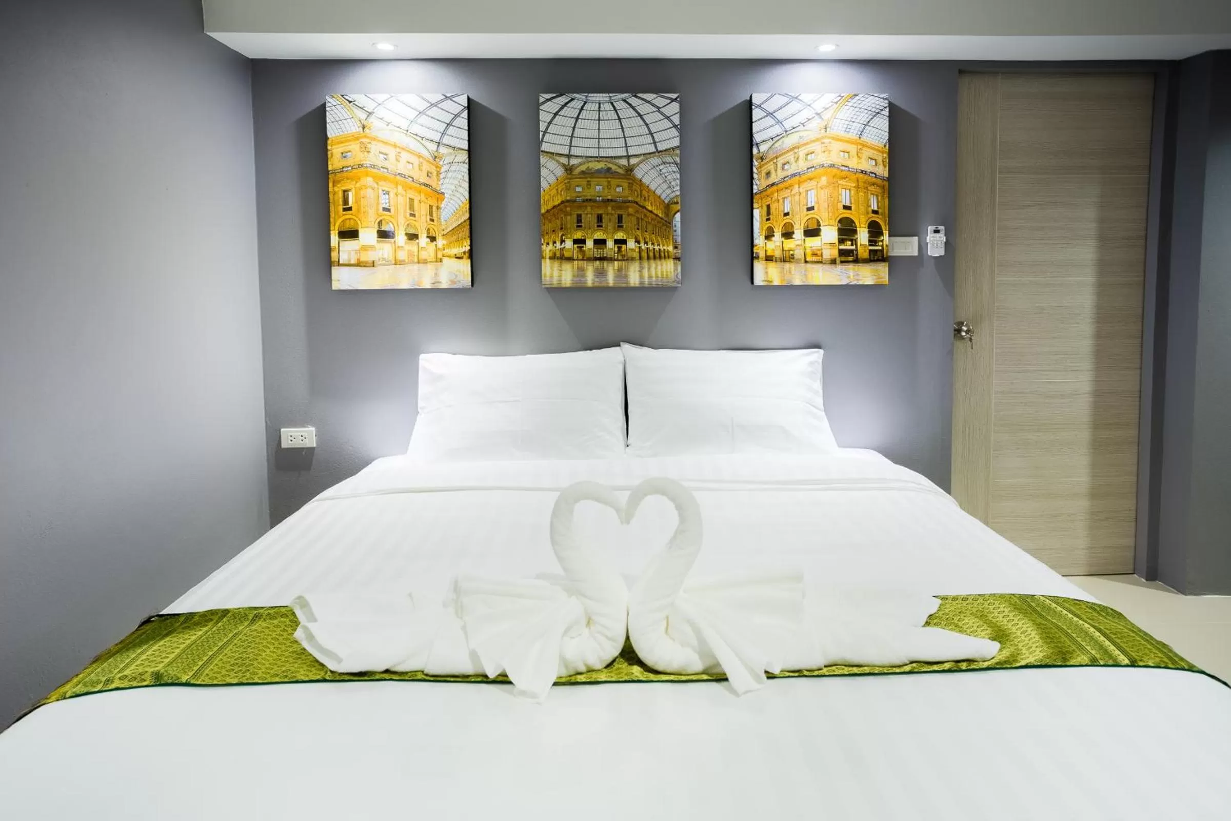 Bed in PP@Hotel Rangsit