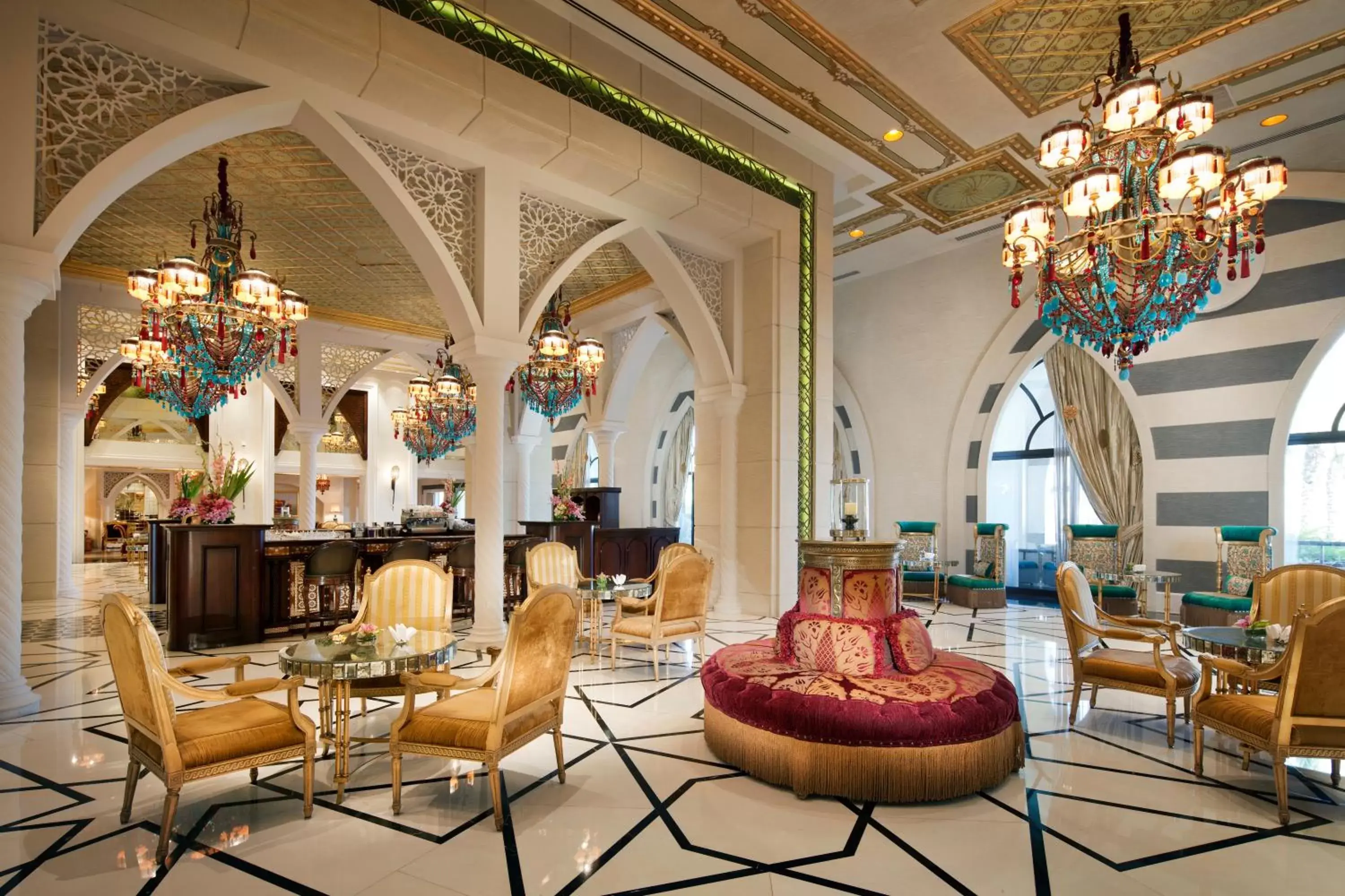 Lobby or reception, Restaurant/Places to Eat in Jumeirah Zabeel Saray
