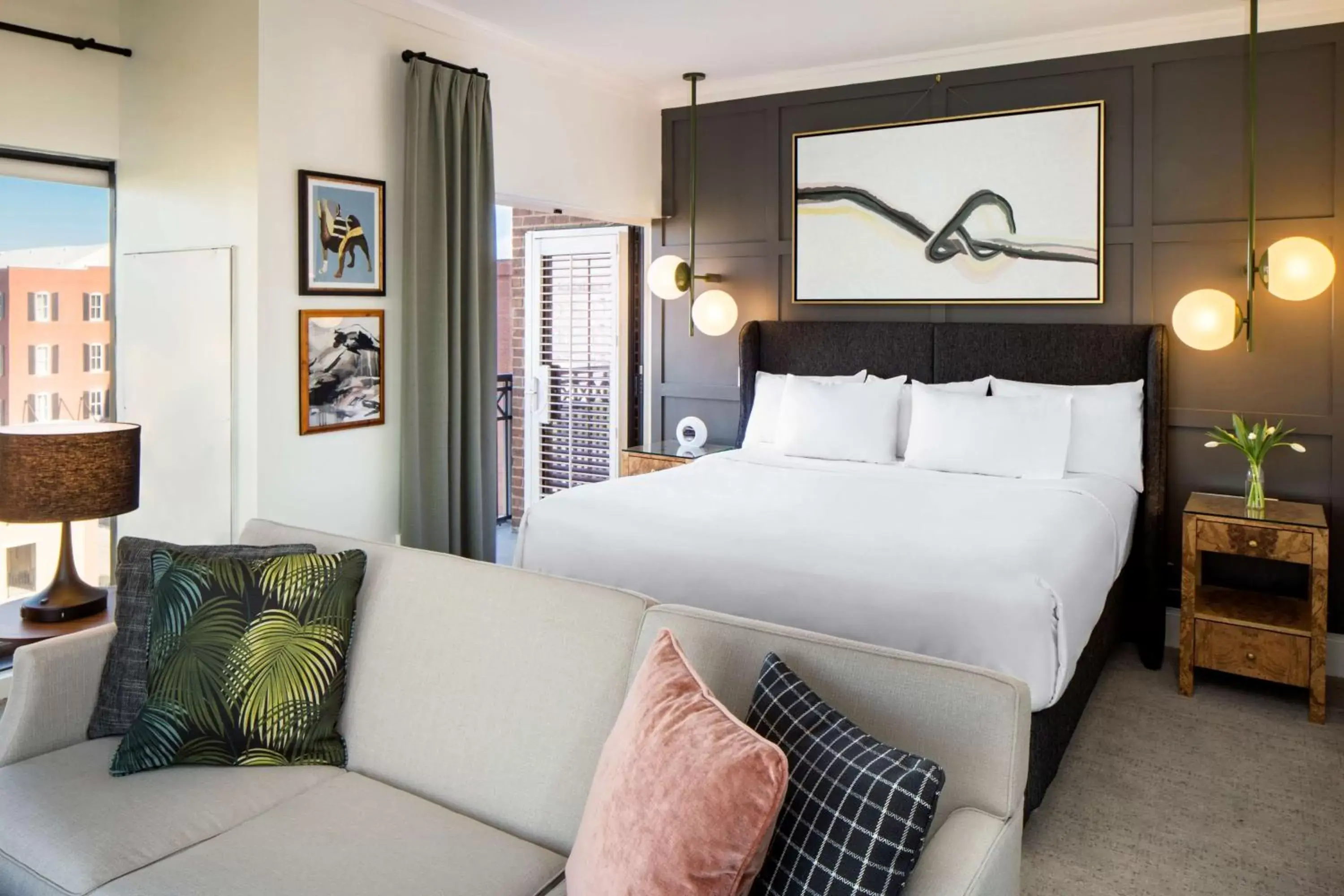 Bedroom, Bed in Andaz Savannah - A Concept by Hyatt