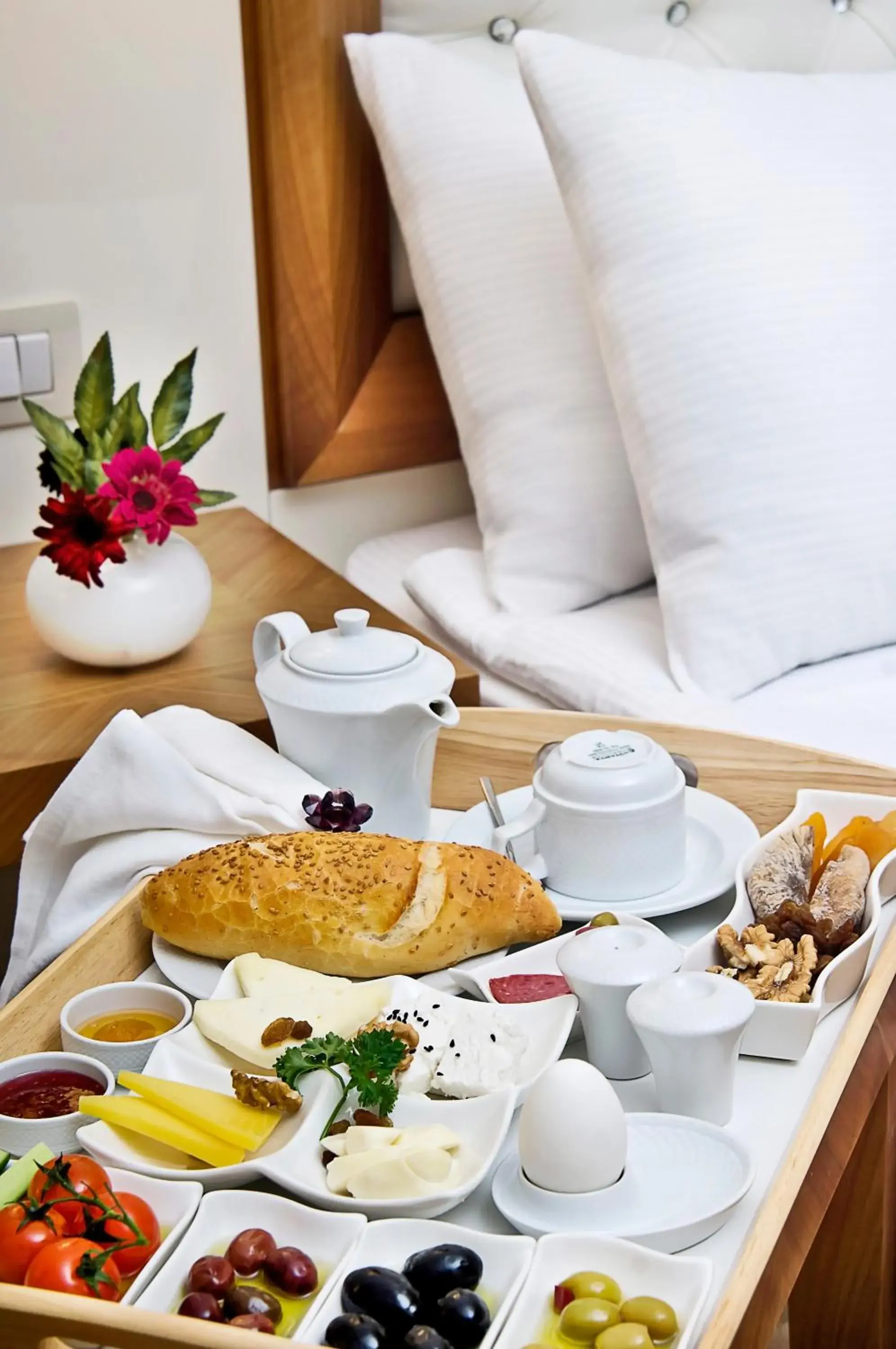 Restaurant/places to eat, Bed in Tugcu Hotel Select Restaurant/places to eat, Bed in Tugcu Hotel Select