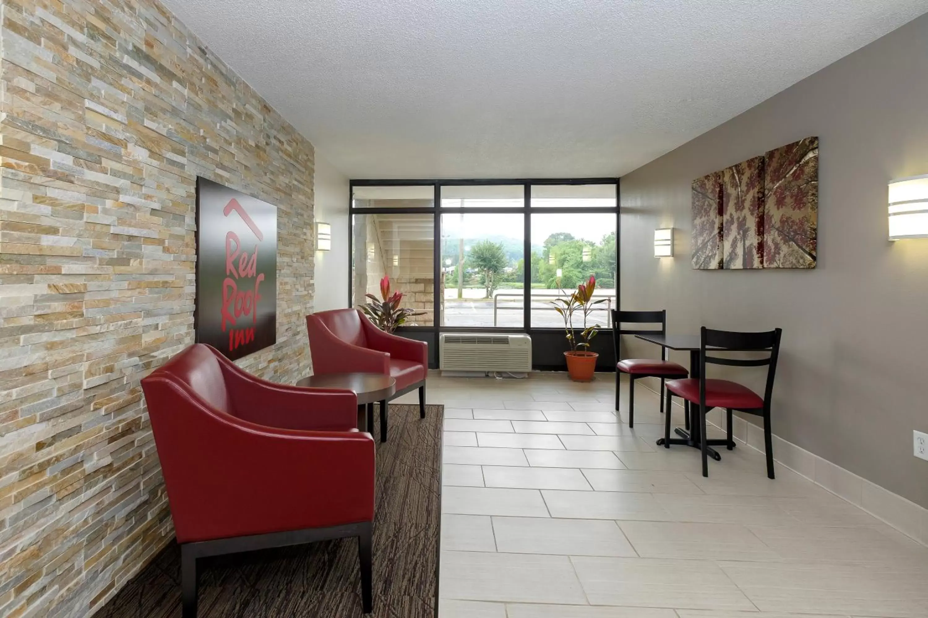 Lobby or reception, Seating Area in Red Roof Inn Gadsden