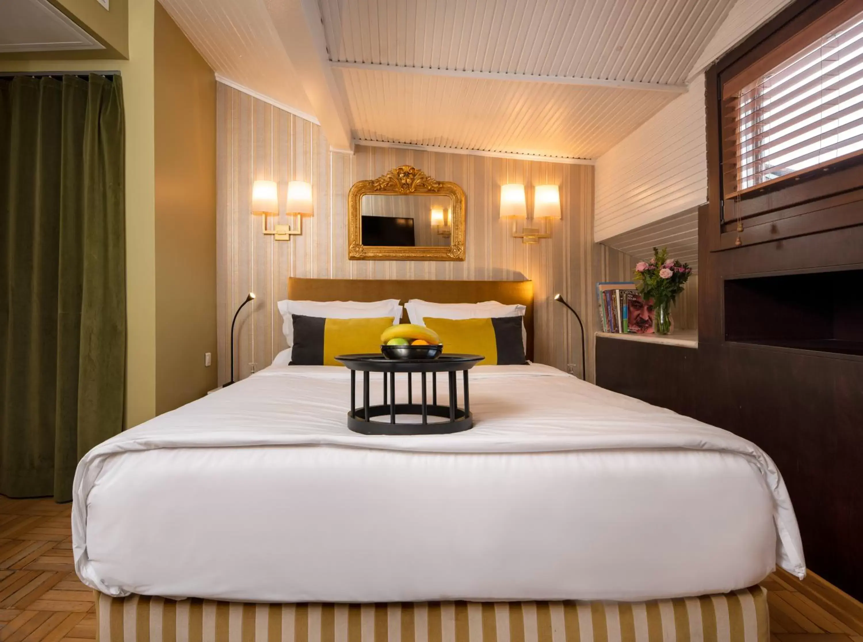 Bed in Hotel Ibrahim Pasha