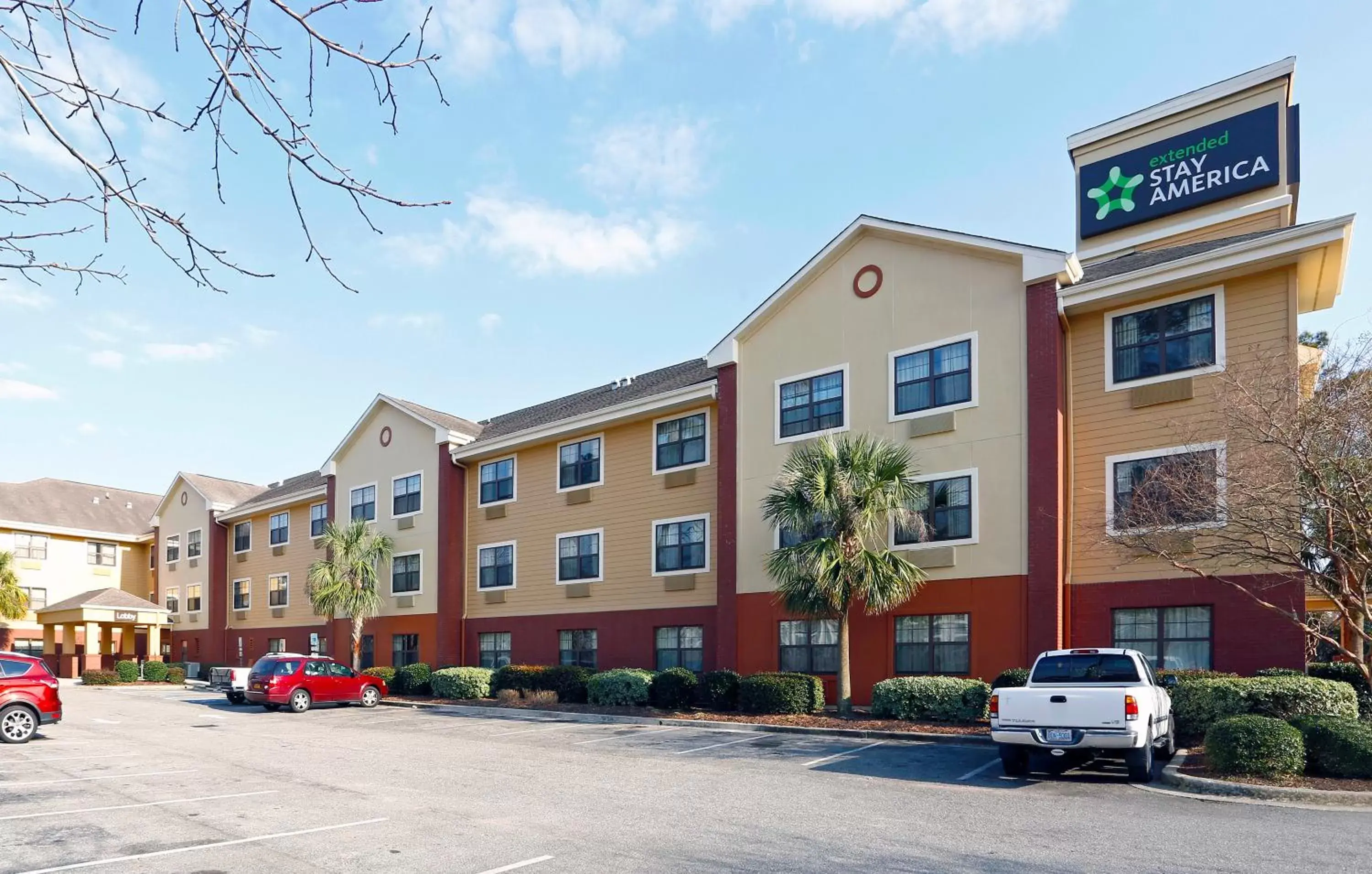 Property building in Extended Stay America Suites - Wilmington - New Centre Drive