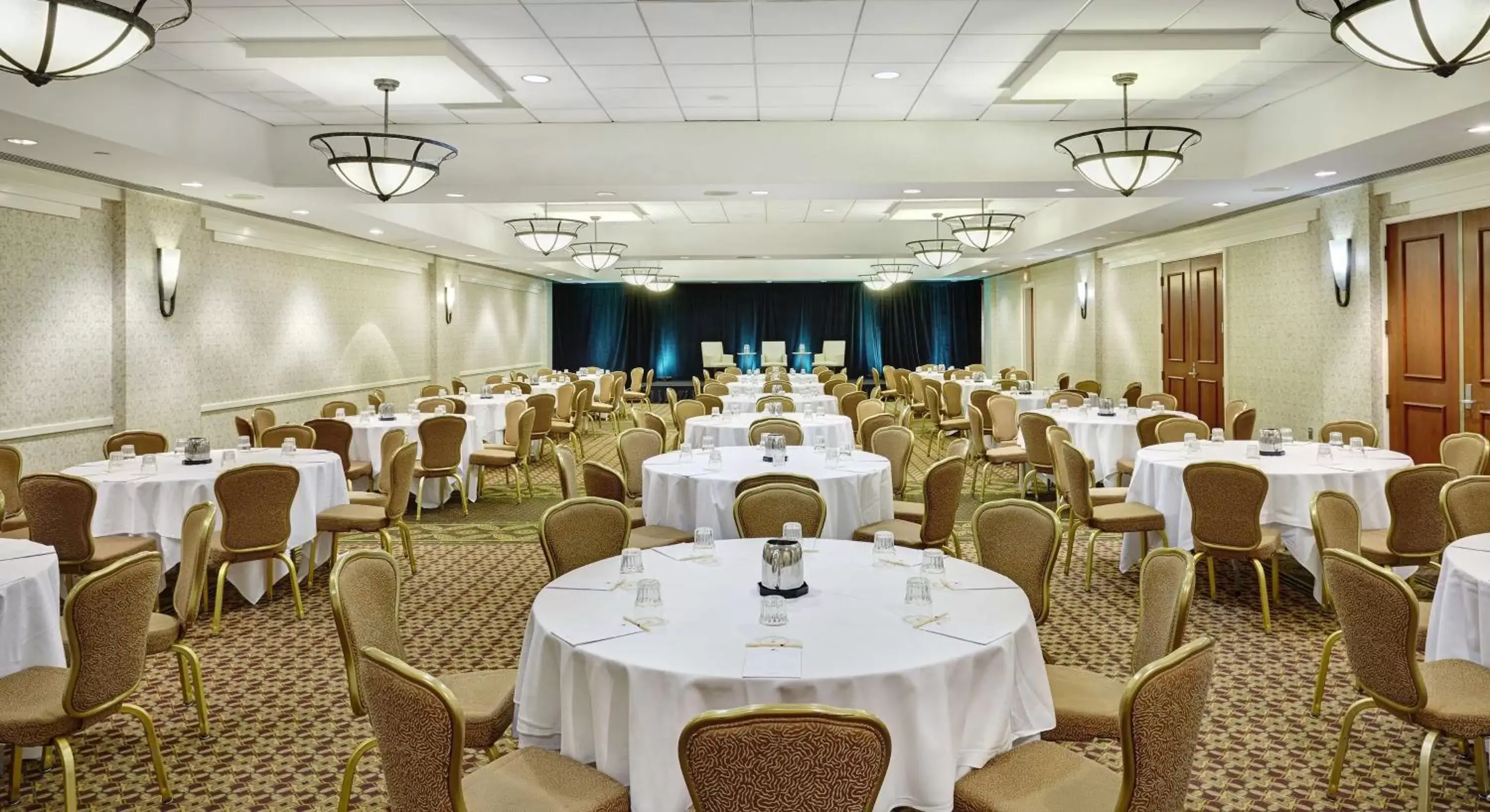 Meeting/conference room, Banquet Facilities in DoubleTree by Hilton Washington DC – Crystal City