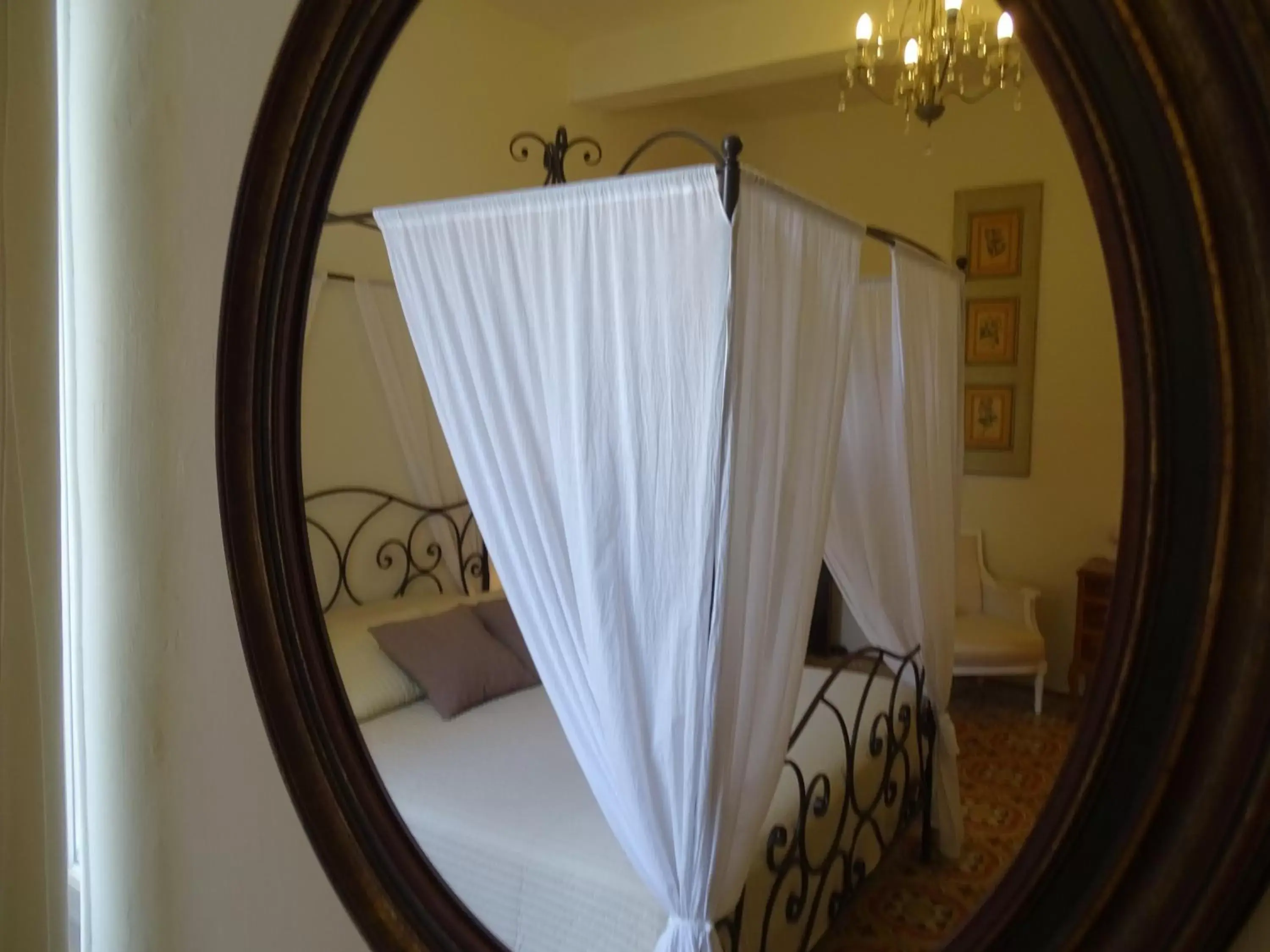 Bedroom, Bed in Chambres d'hôtes Belle Vigneronne