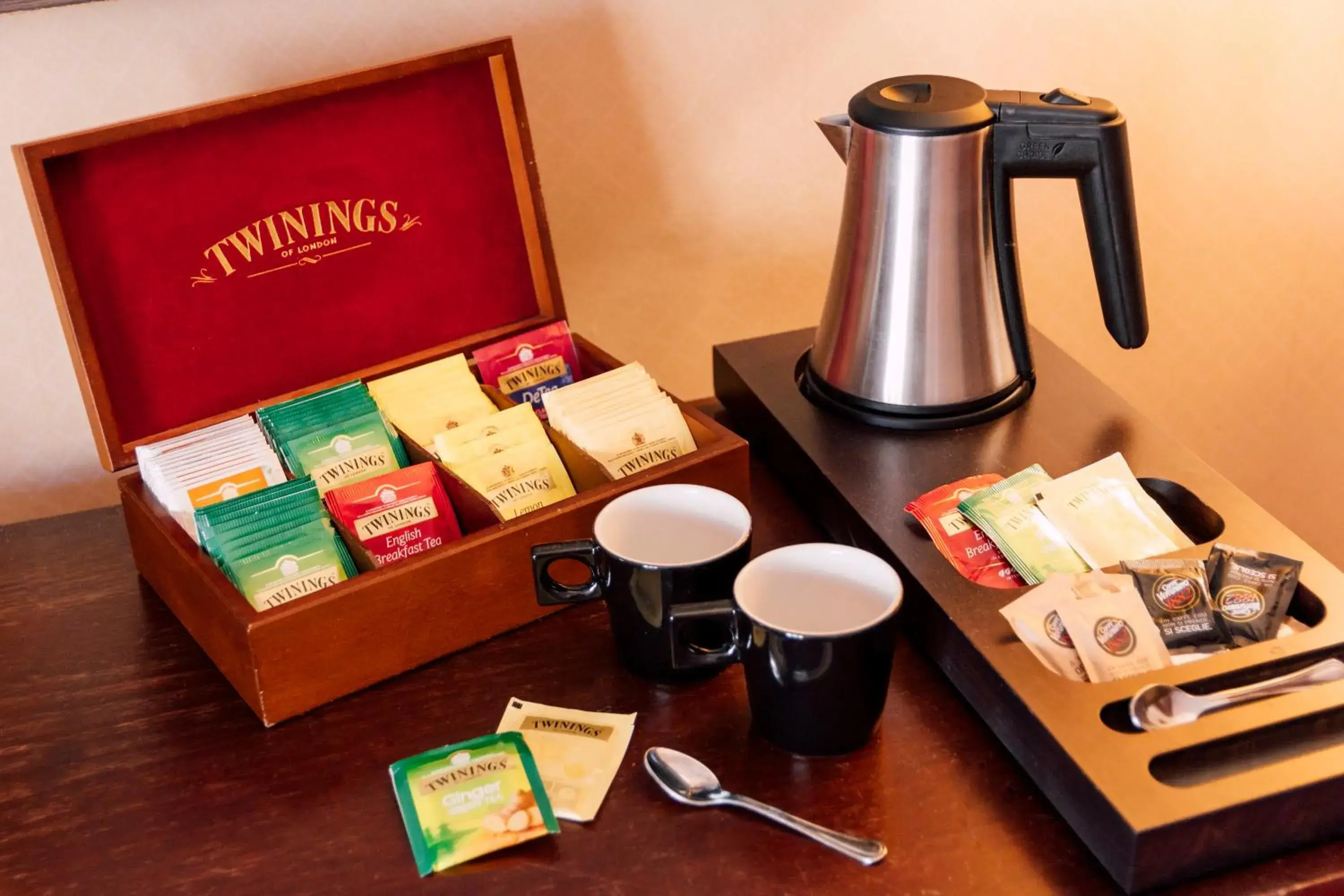 Coffee/tea facilities in Hostellerie Du Golf