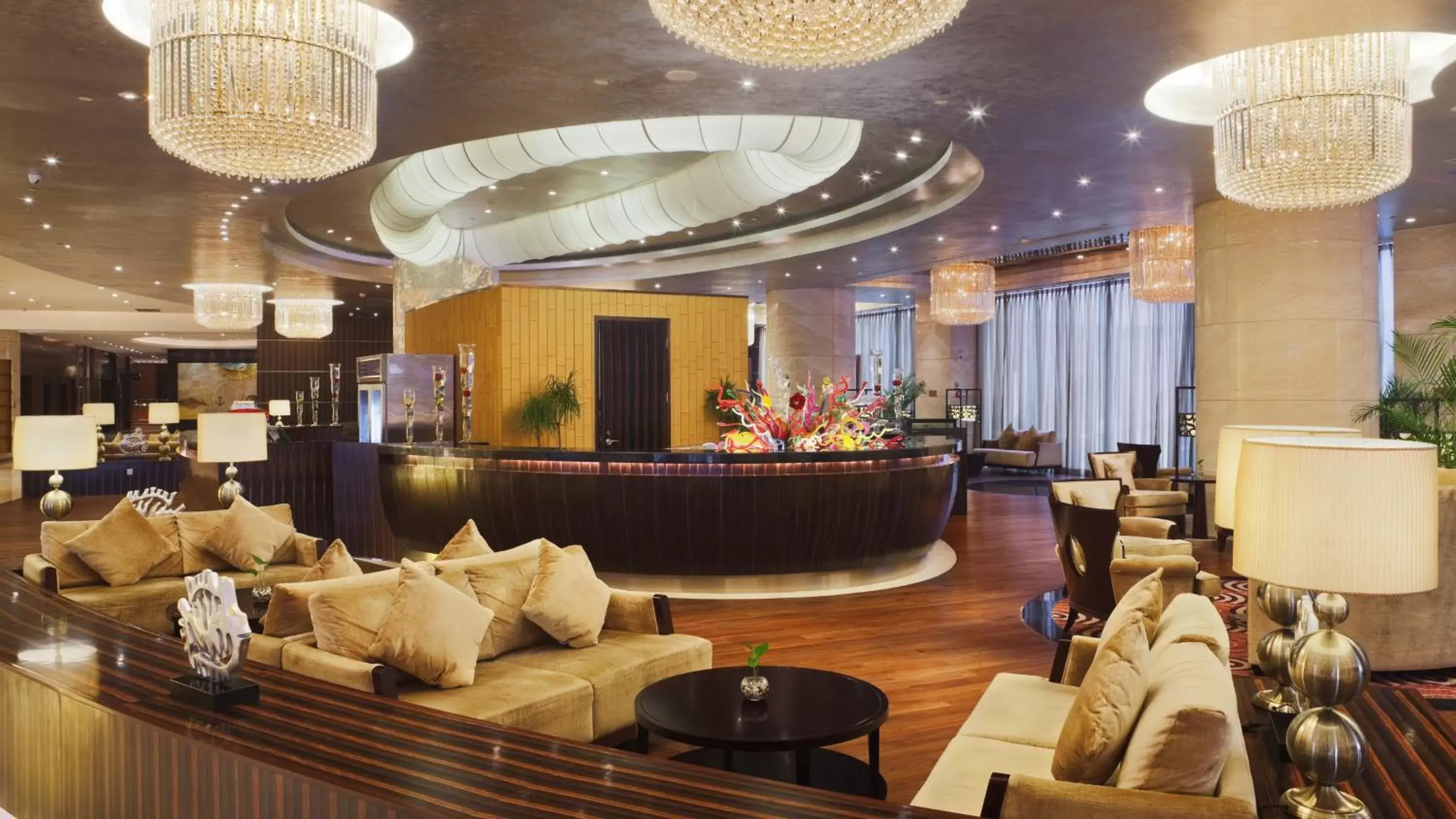 Property building, Lounge/Bar in Crowne Plaza Yantai Sea View, an IHG Hotel