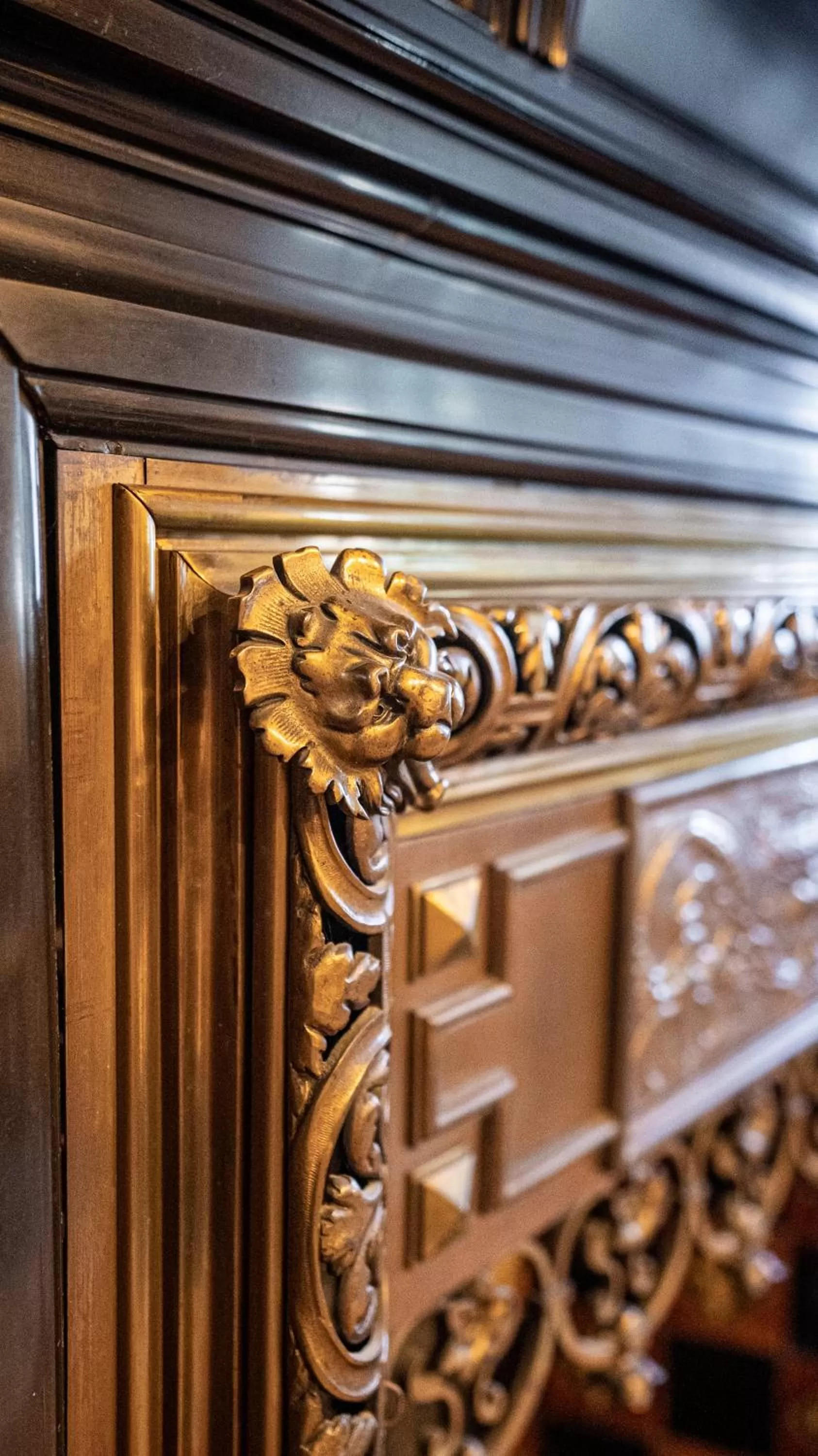 Property building in Hotel de Maître de Vaughan