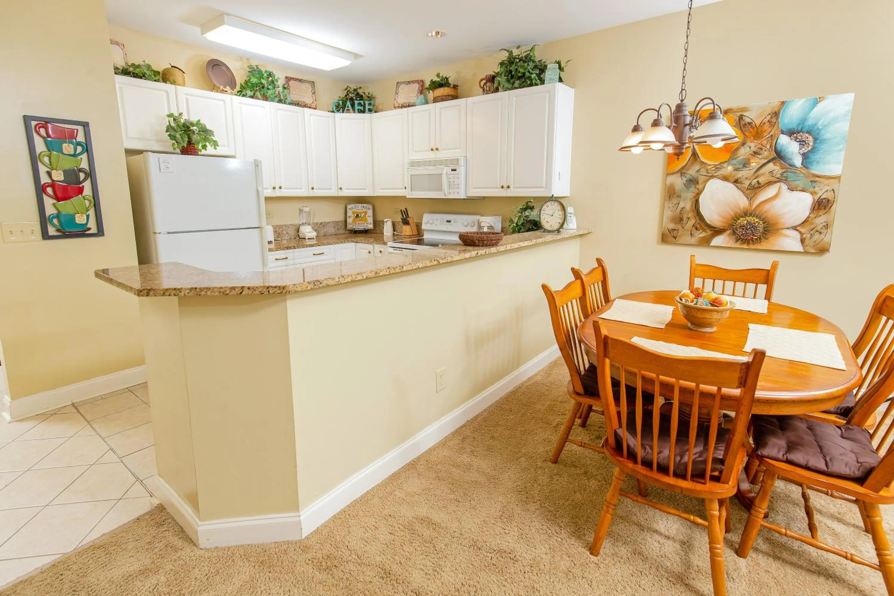 Kitchen or kitchenette, Kitchen/Kitchenette in Grande Villas at World Tour Golf Resort