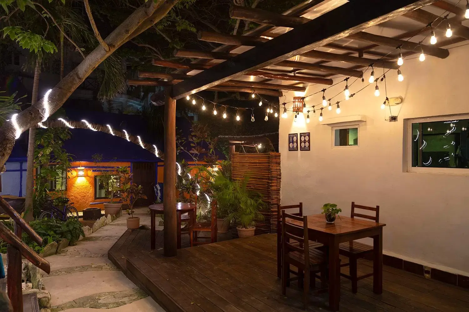 Dining area in Hotel Amar Inn