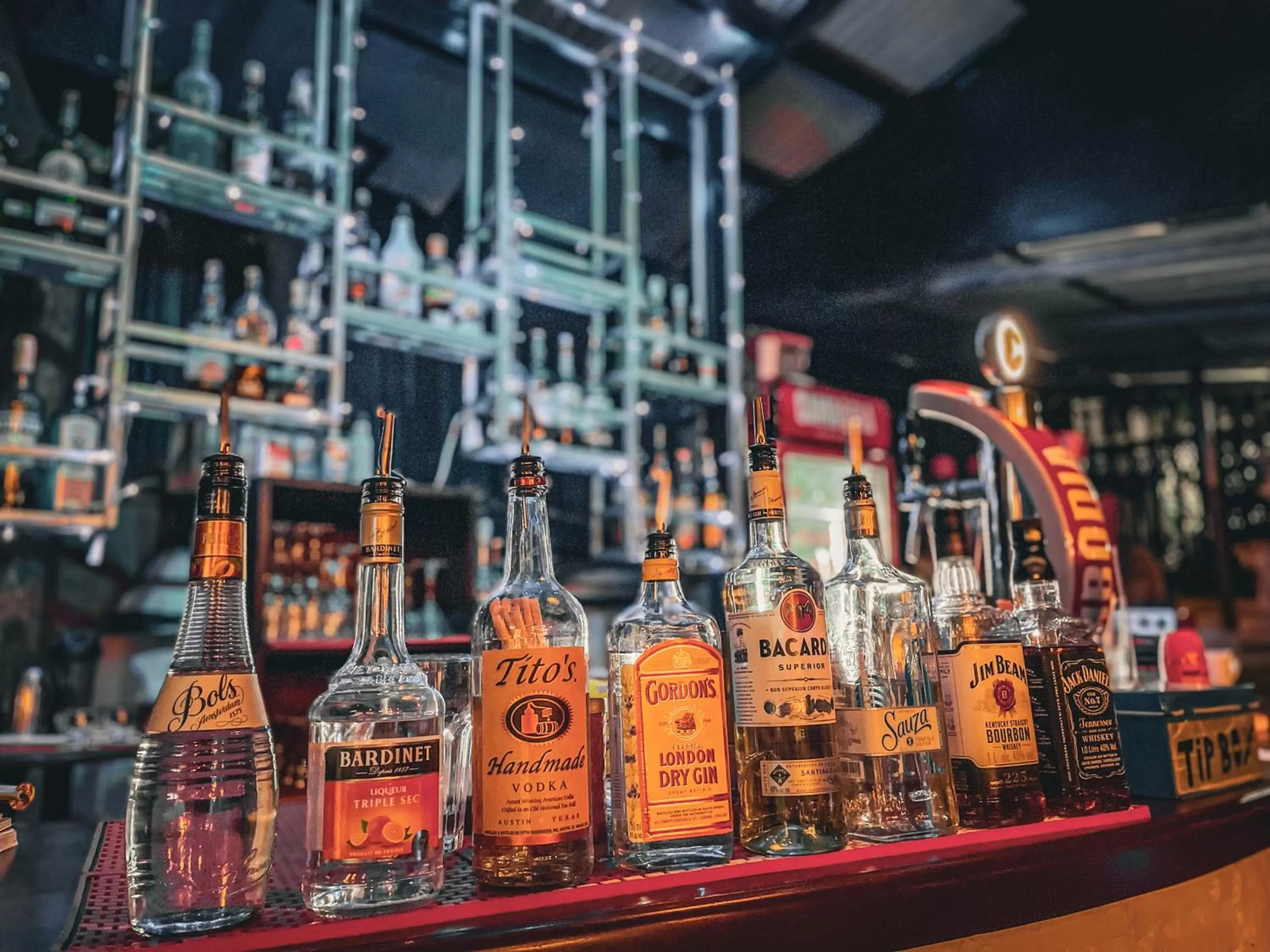 Restaurant/places to eat in Birdcage Boutique