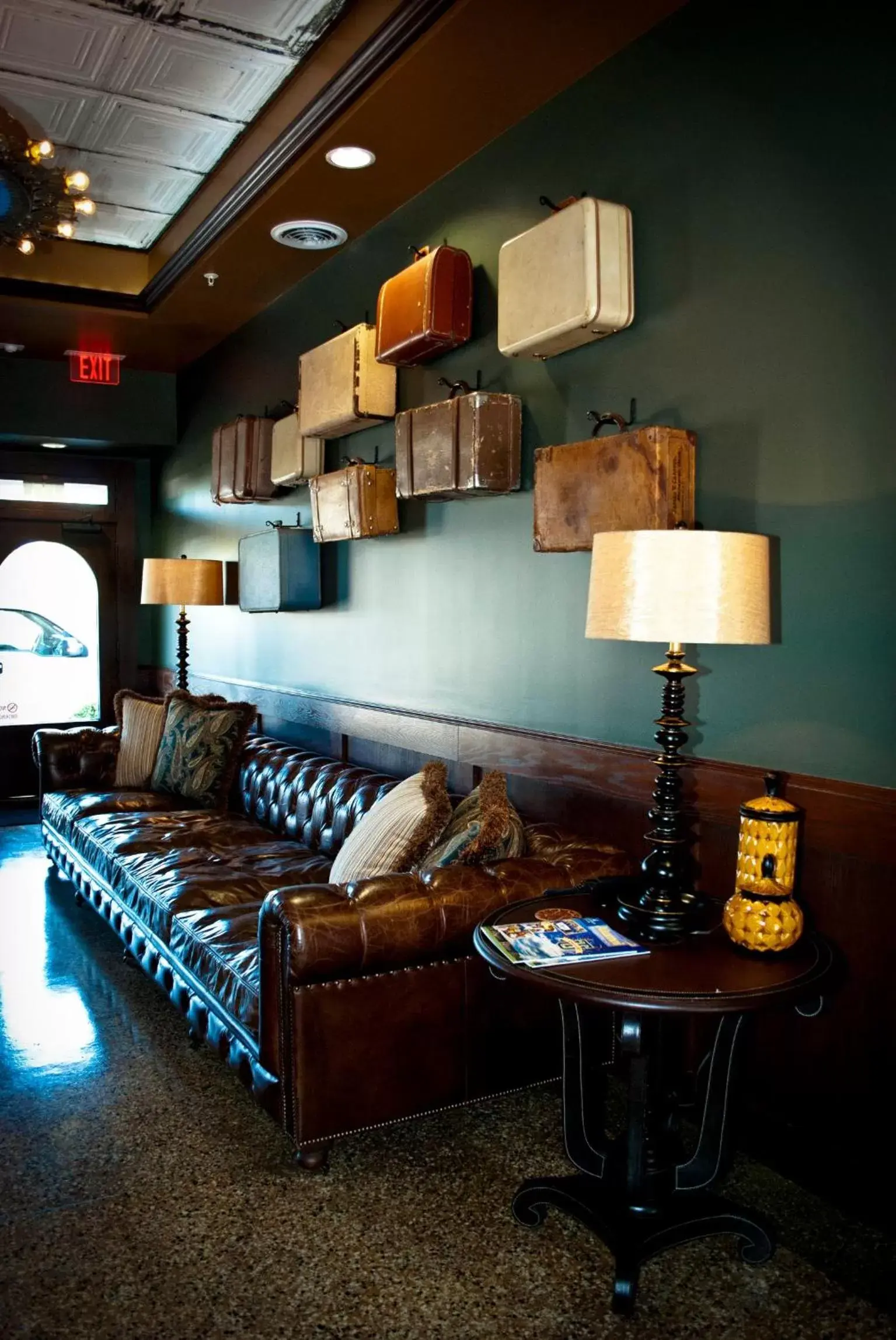 Lobby or reception, Seating Area in The Campbell Hotel