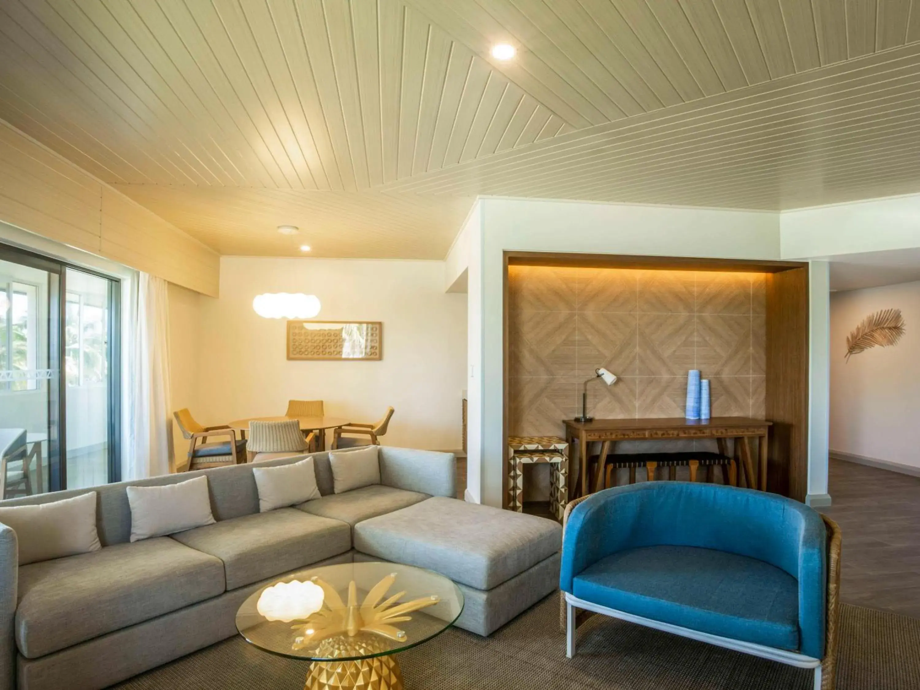 Bedroom, Seating Area in Sofitel Fiji Resort & Spa