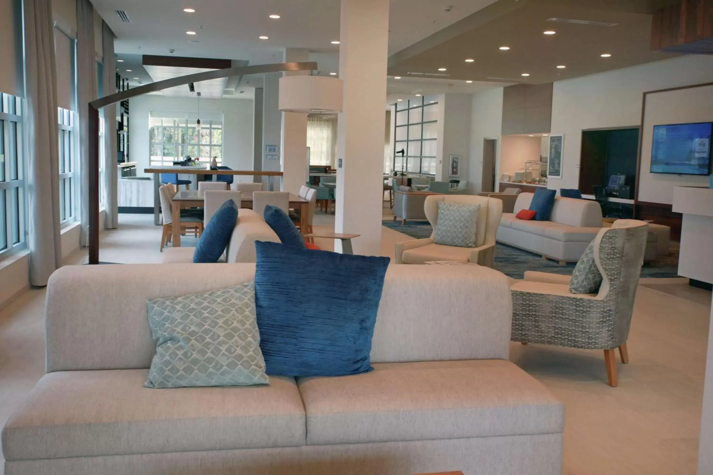 Lobby or reception, Seating Area in Hilton Garden Inn Tampa - Wesley Chapel