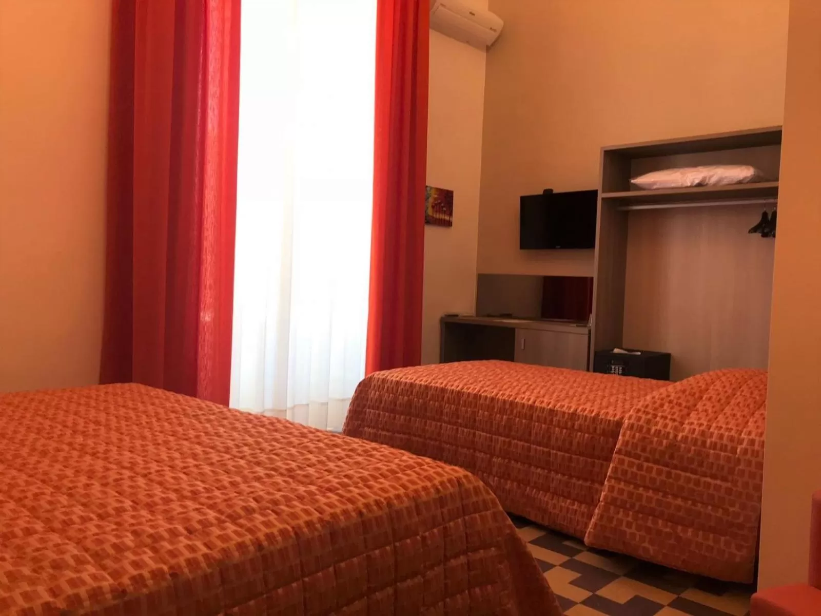 Photo of the whole room in Moonlight Hotel&Suites