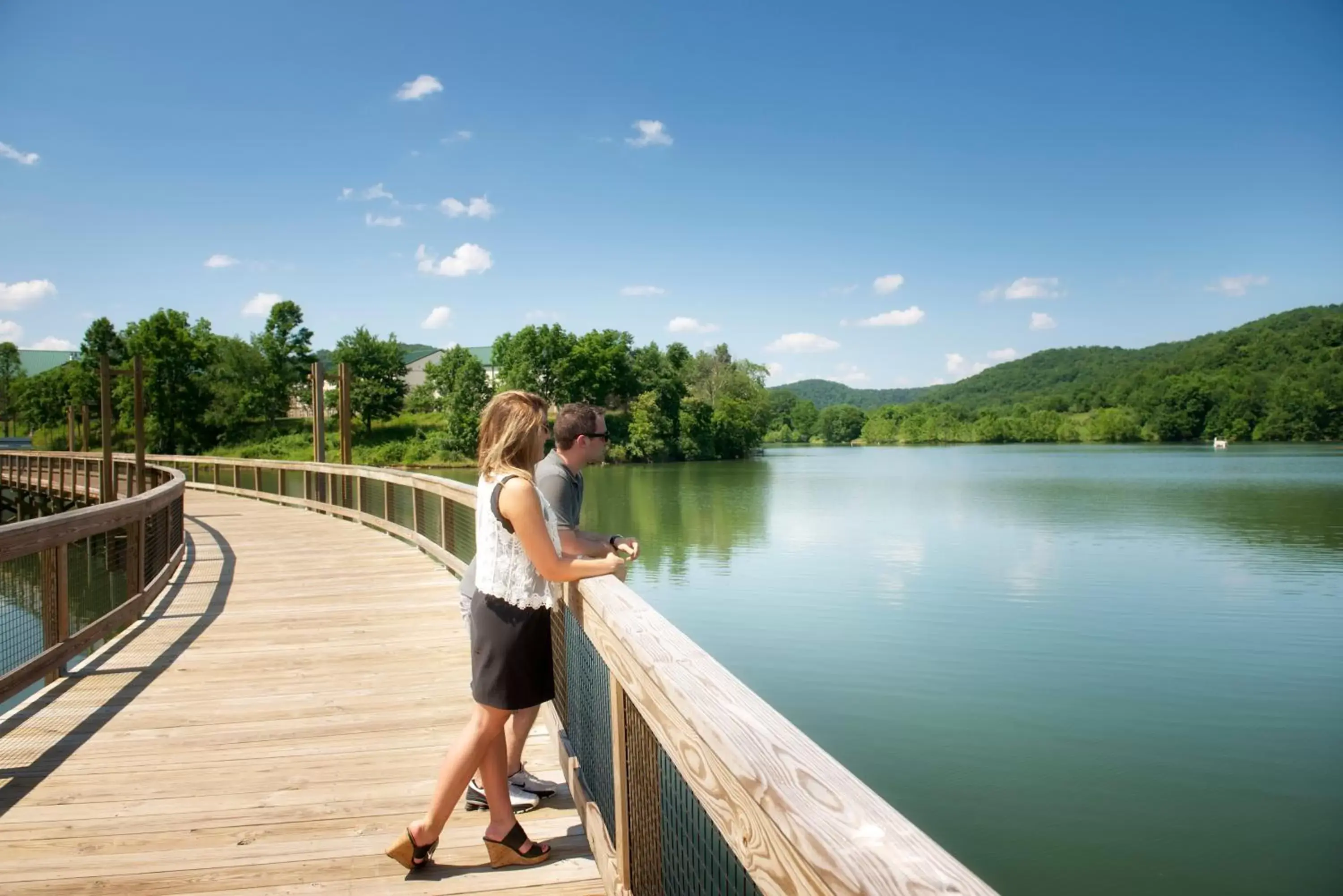 Lake view in Stonewall Resort