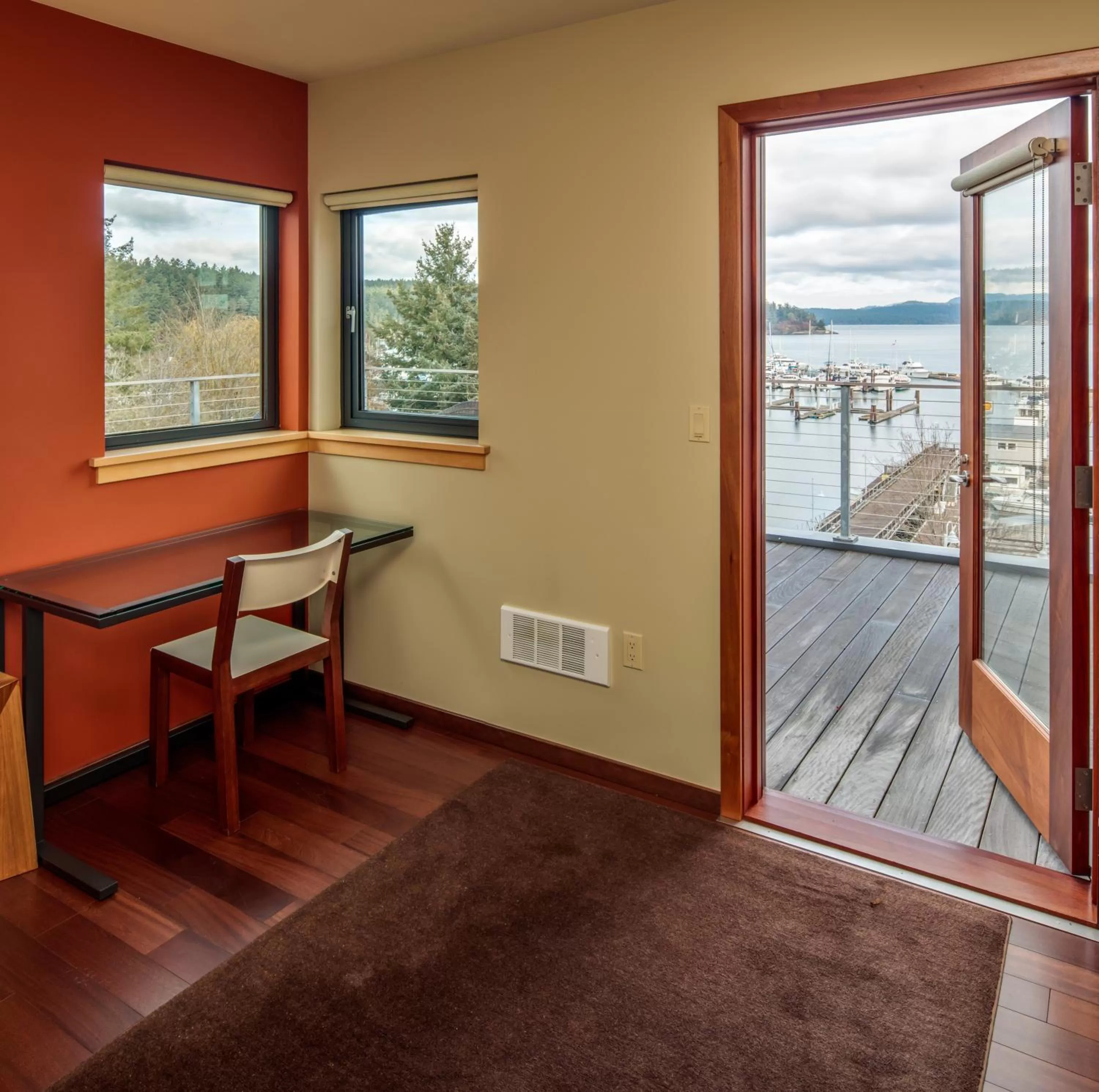 Seating area in Island Inn at 123 West