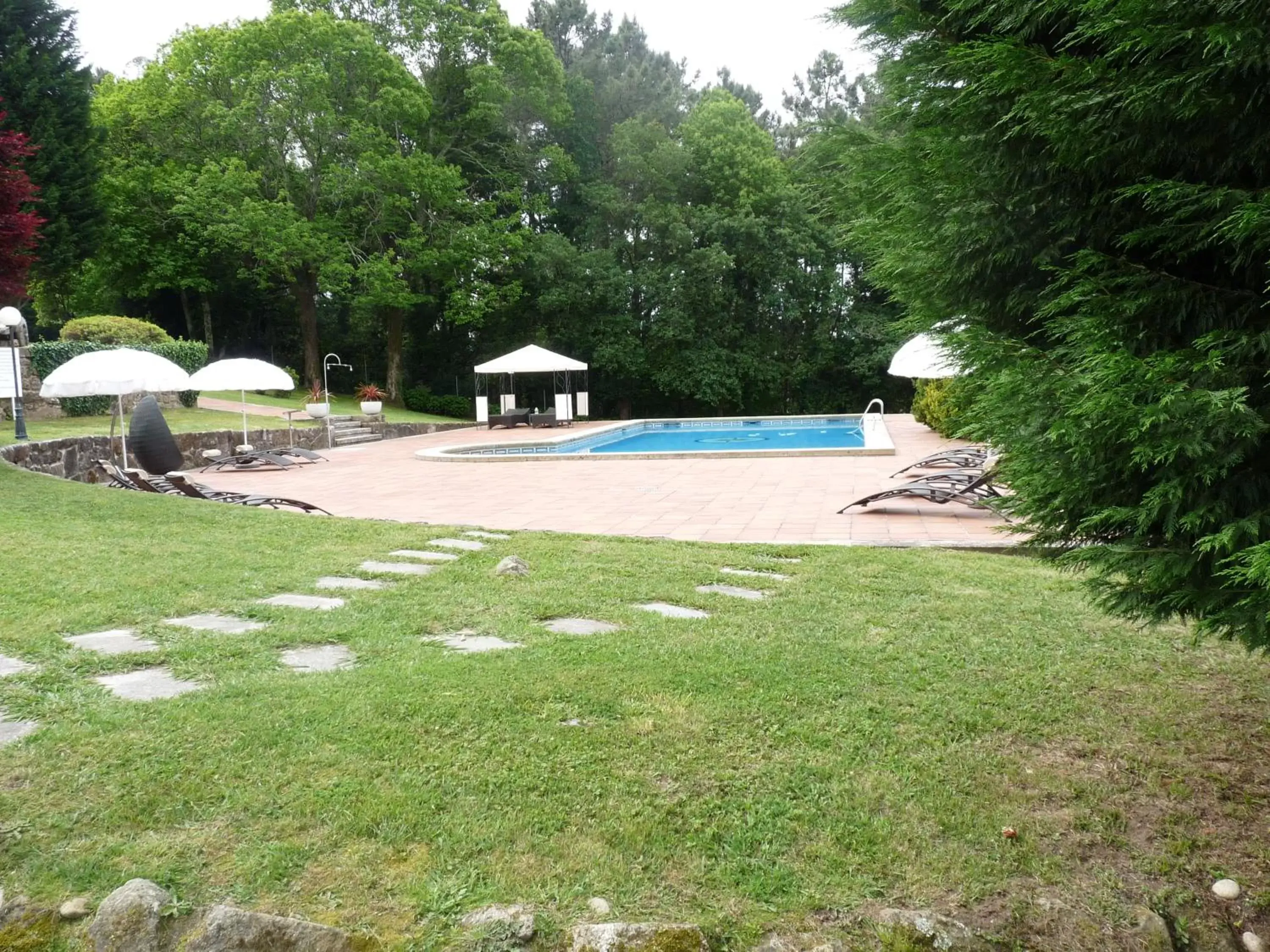 Garden, Swimming Pool in Casa a Pedreira Rias Baixas