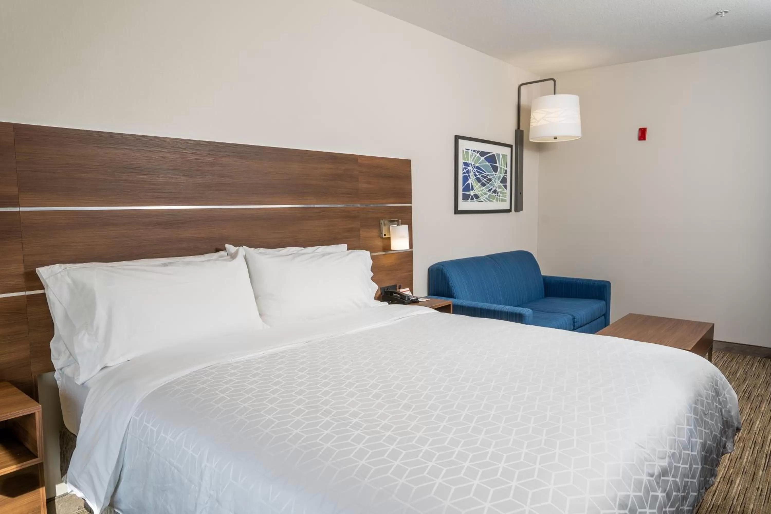 Photo of the whole room, Bed in Holiday Inn Express San Clemente N – Beach Area by IHG