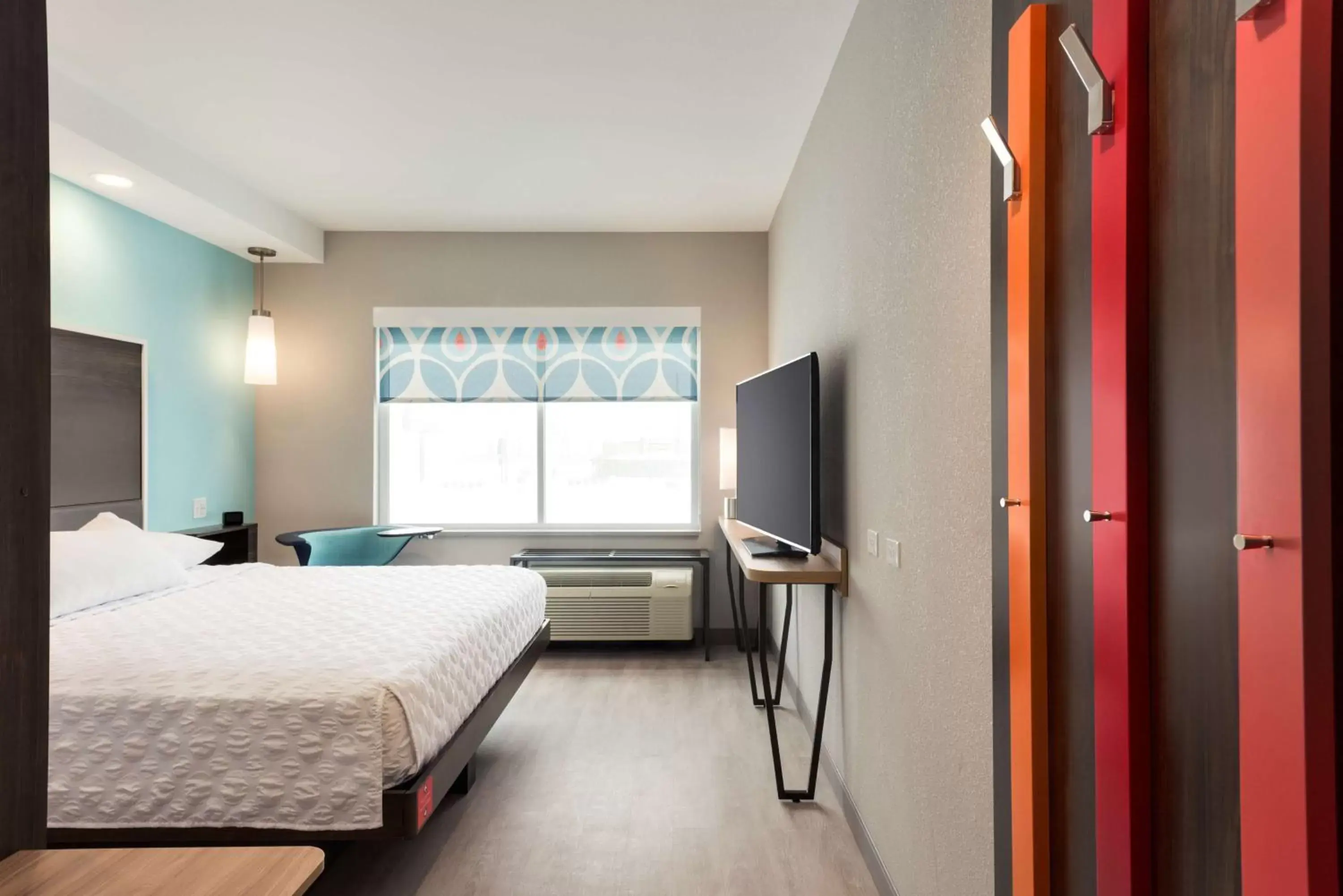 Bedroom, Bed in Tru By Hilton Cedar Rapids Westdale