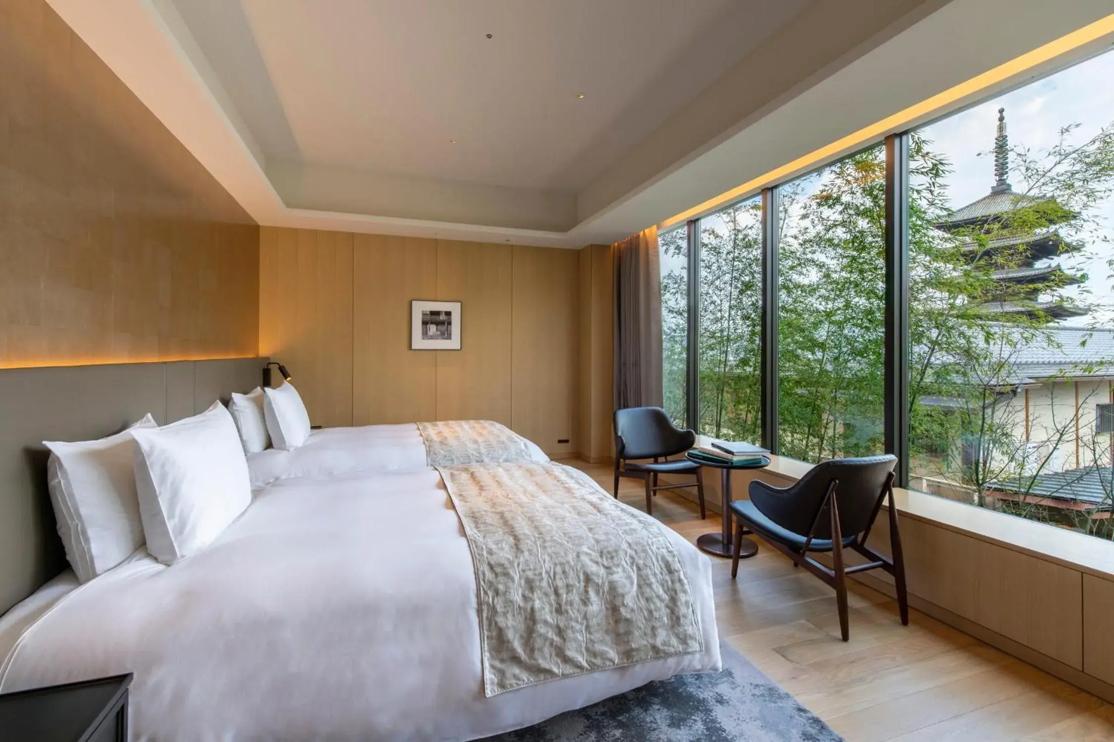 Photo of the whole room, Bed in The Hotel Seiryu Kyoto Kiyomizu