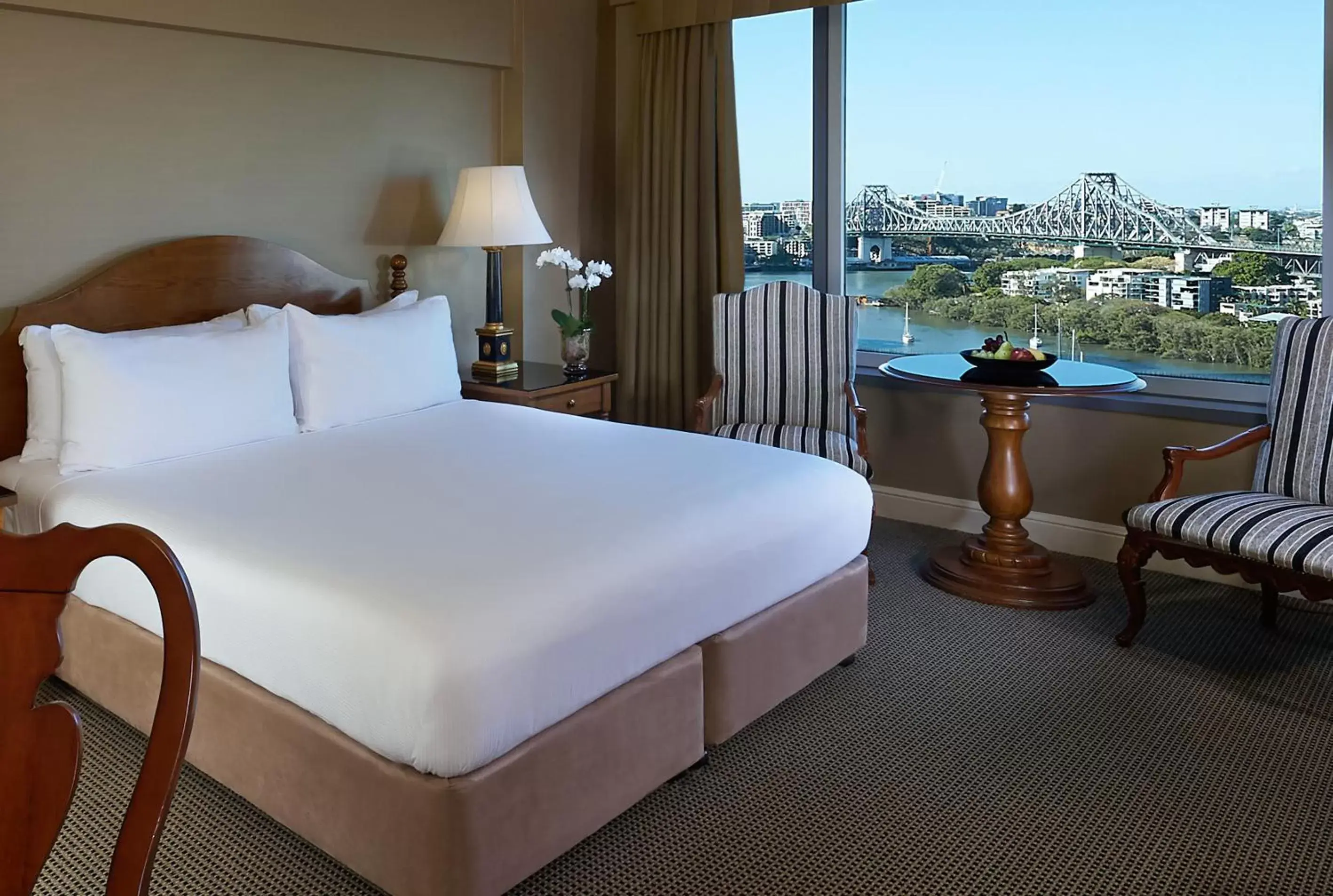 Bed in Stamford Plaza Brisbane