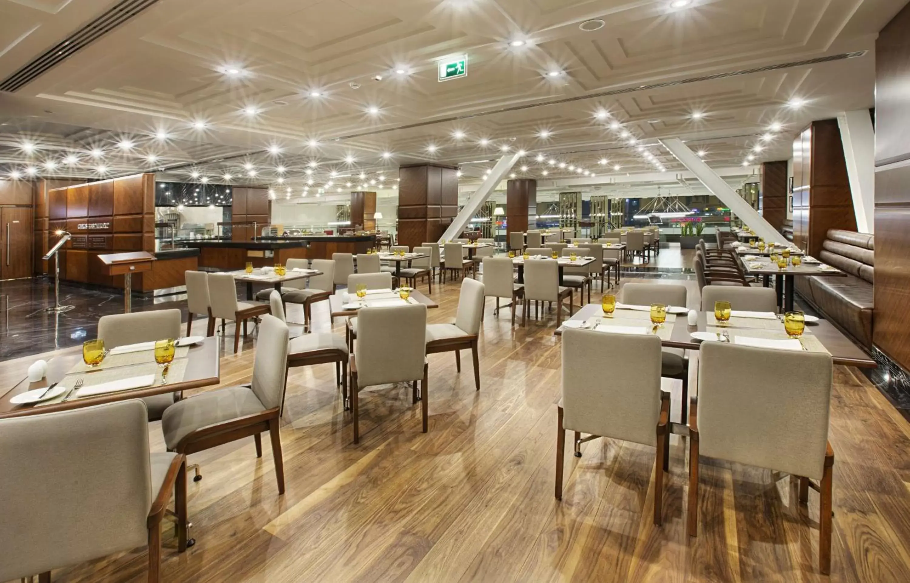 Restaurant/Places to Eat in DoubleTree by Hilton Istanbul-Avcilar