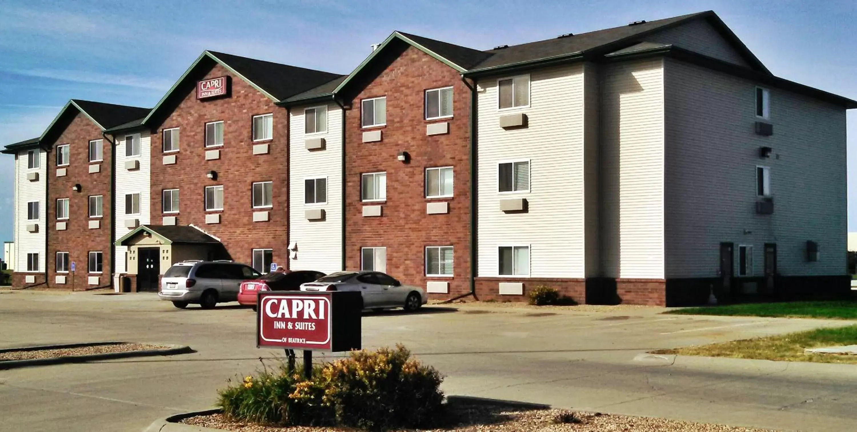 Property Building in Capri Inn & Suites - Beatrice