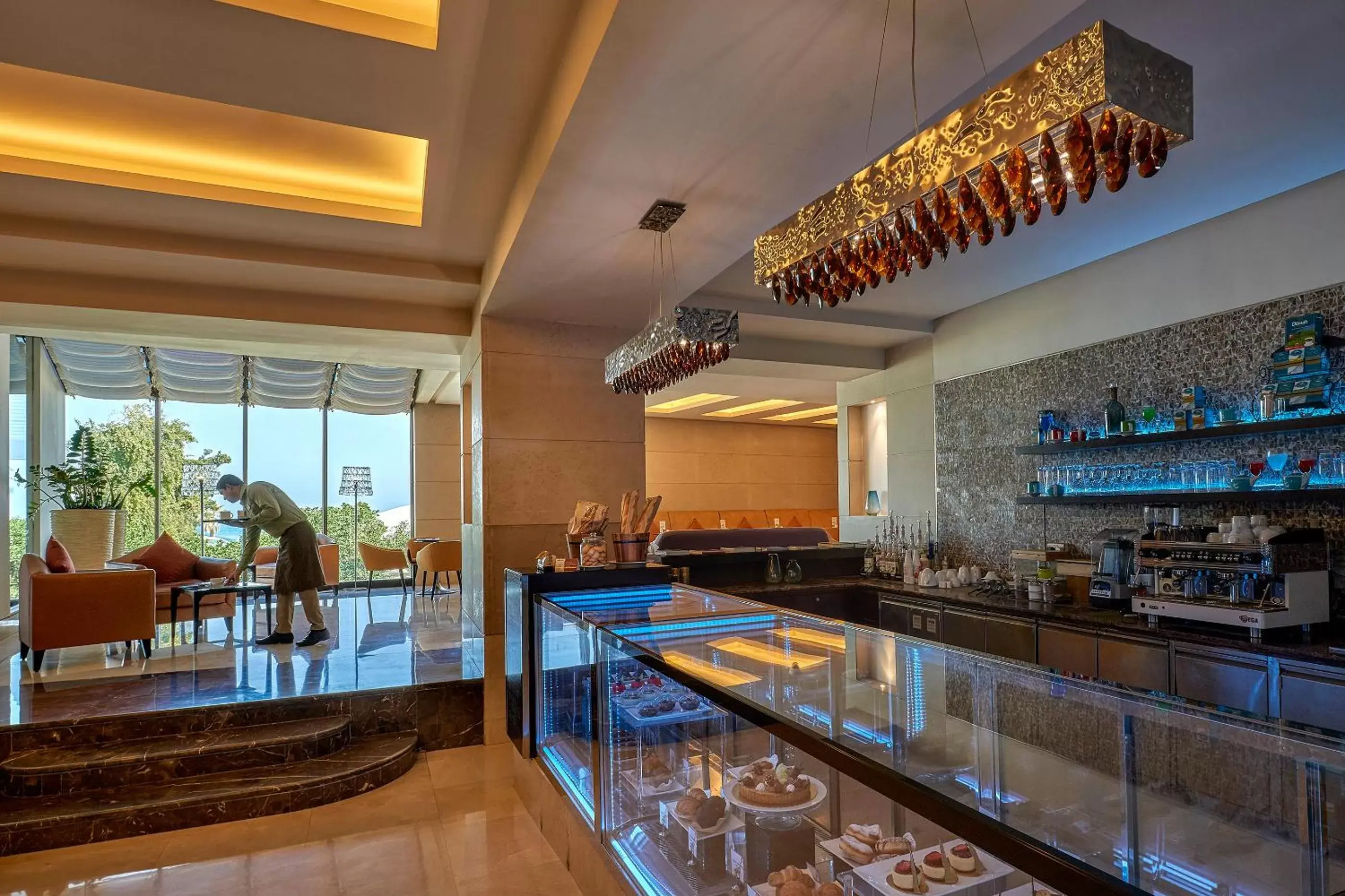 On site, Lounge/Bar in Safir Fintas Hotel Kuwait