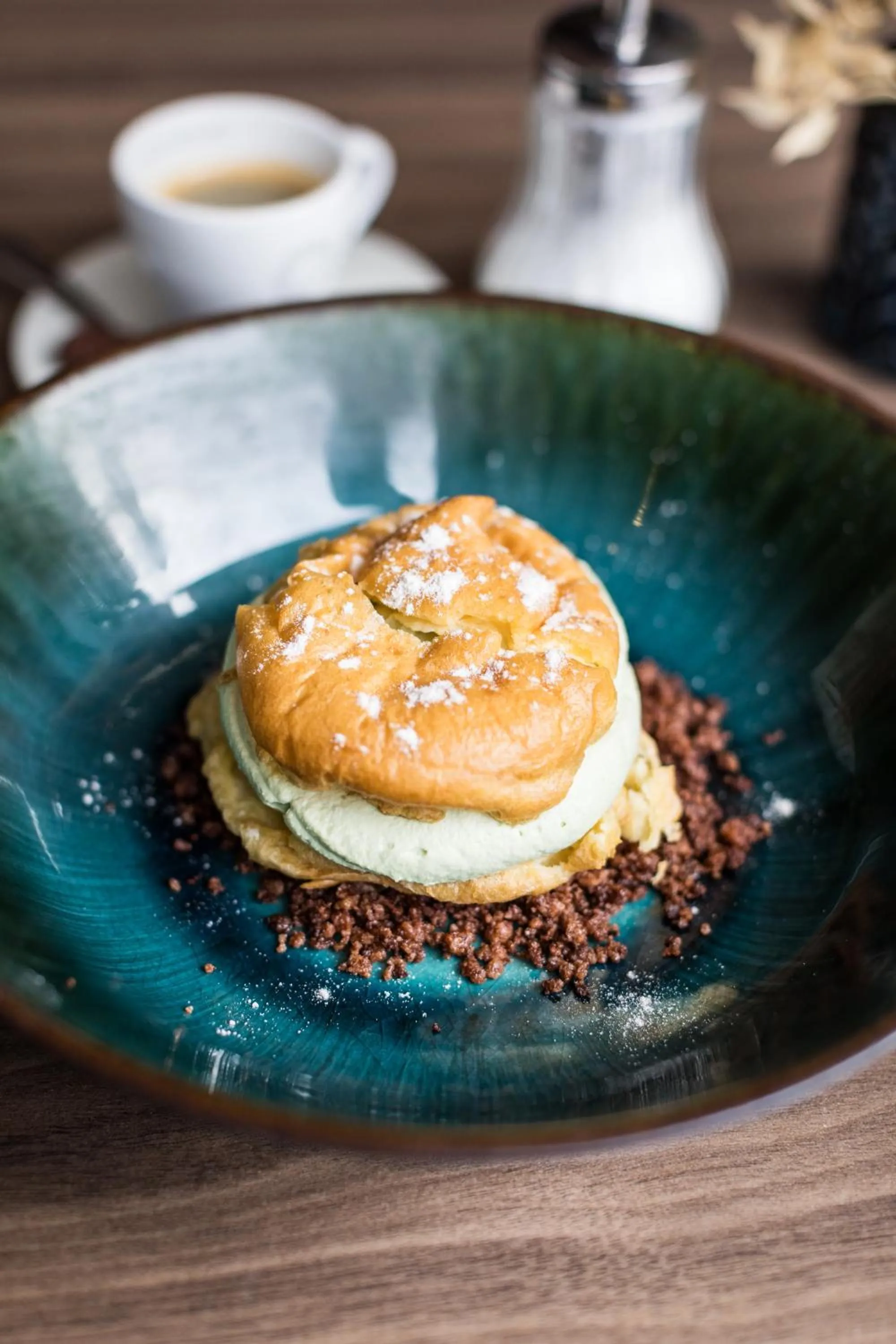 Restaurant/places to eat in Hotel-Restaurant Le Victoria