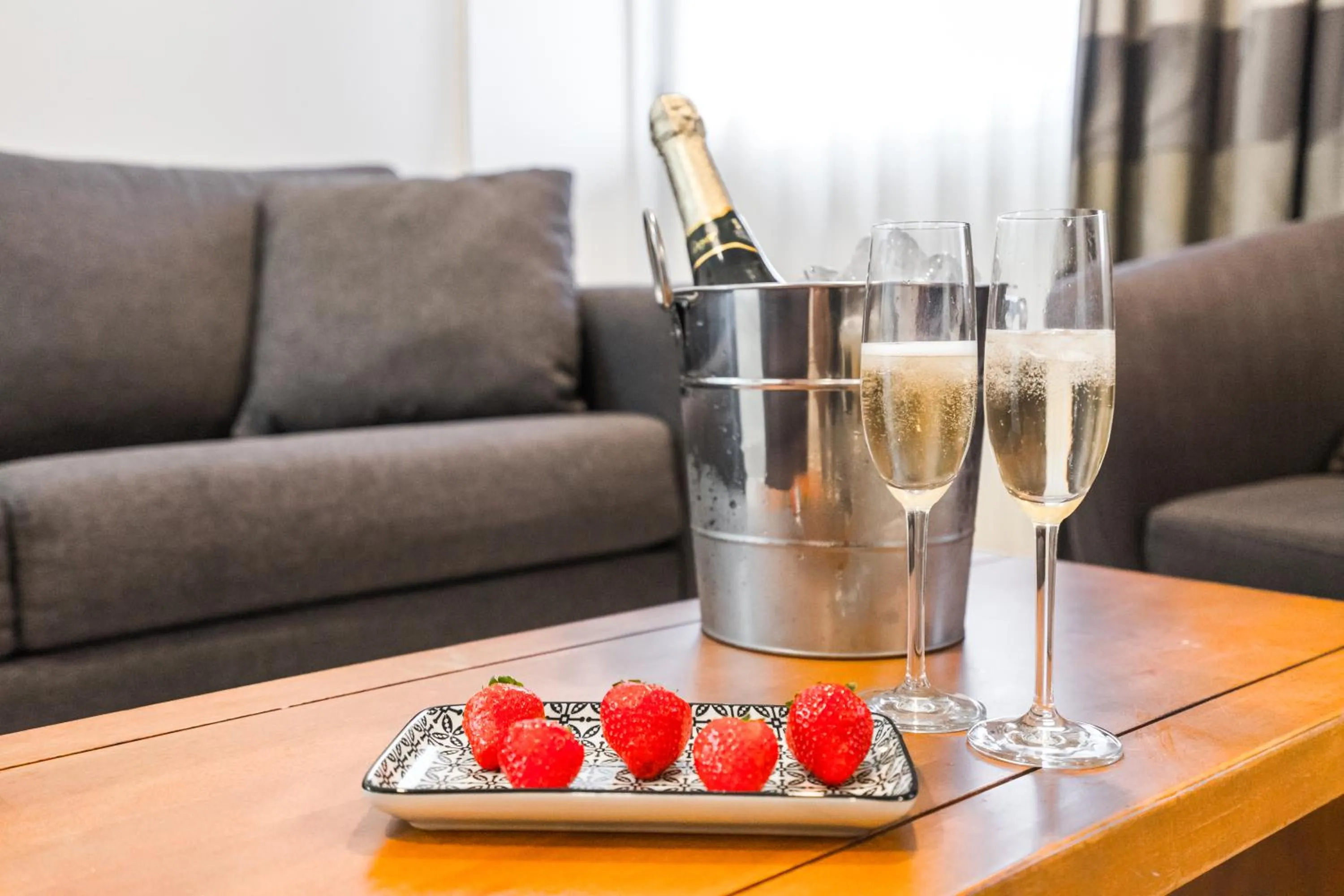 Seating area in Majestic City Suites & Beach Hotel