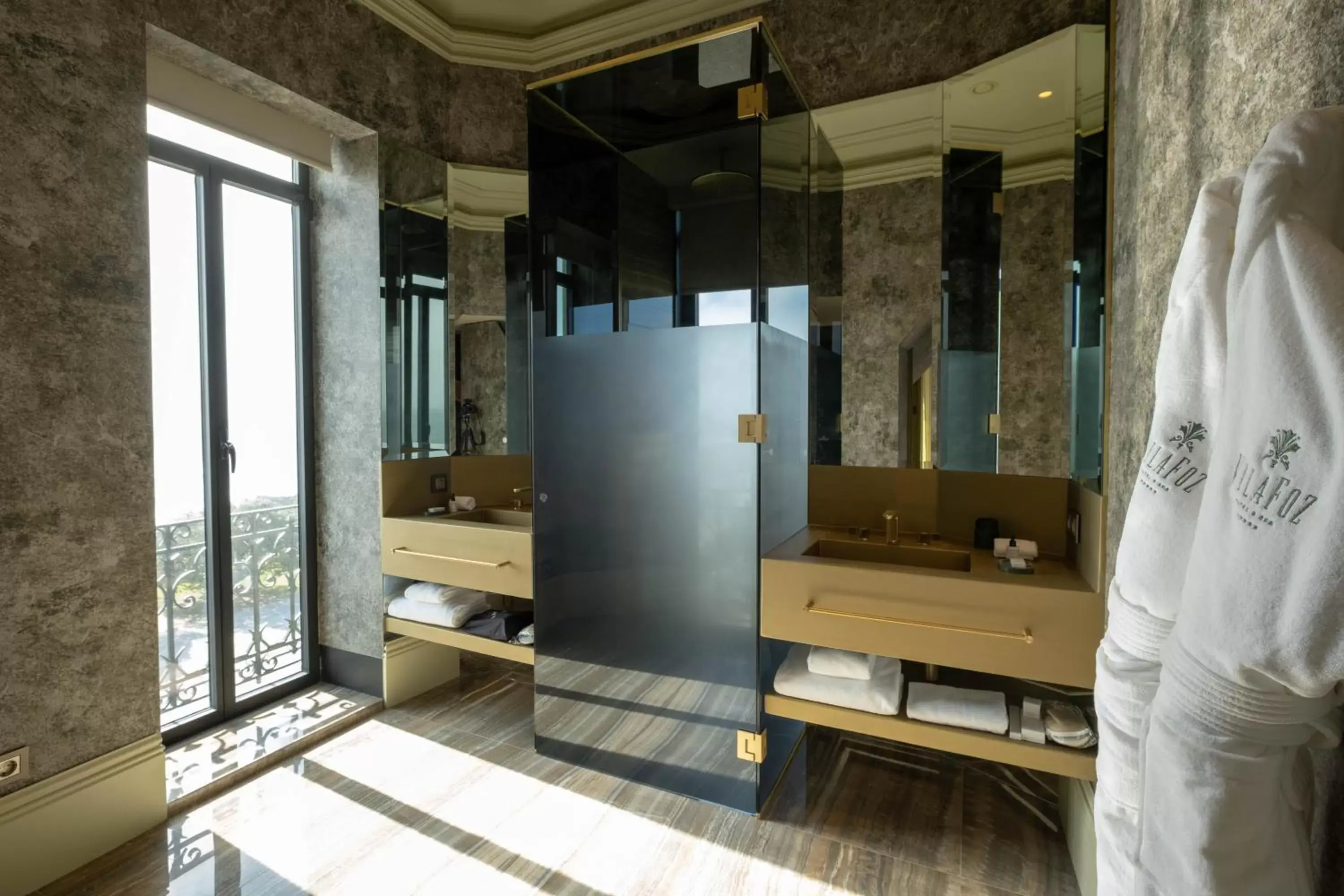 Bathroom in Vila Foz Hotel & SPA - member of Design Hotels