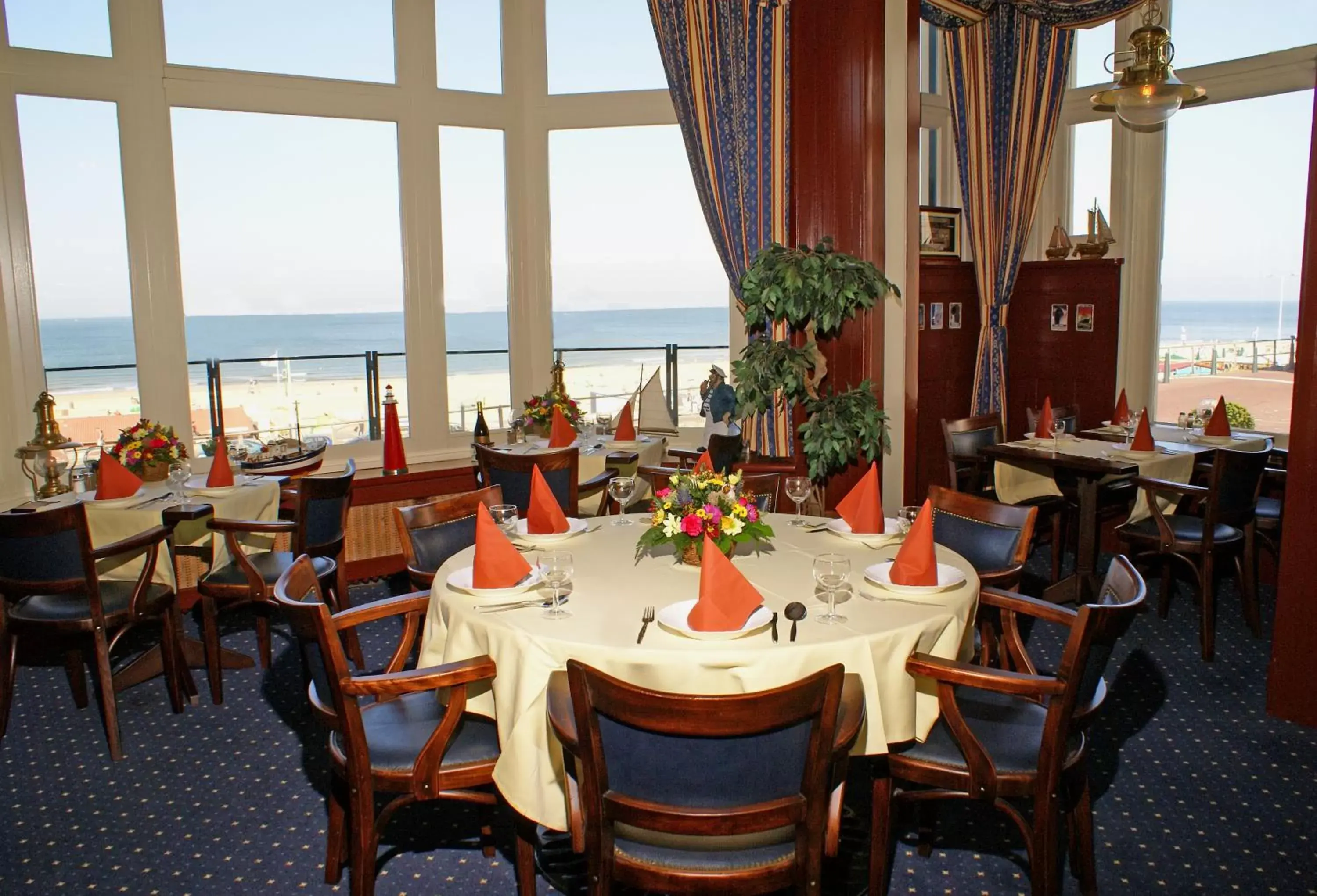 Restaurant/Places to Eat in Boulevard Hotel Scheveningen