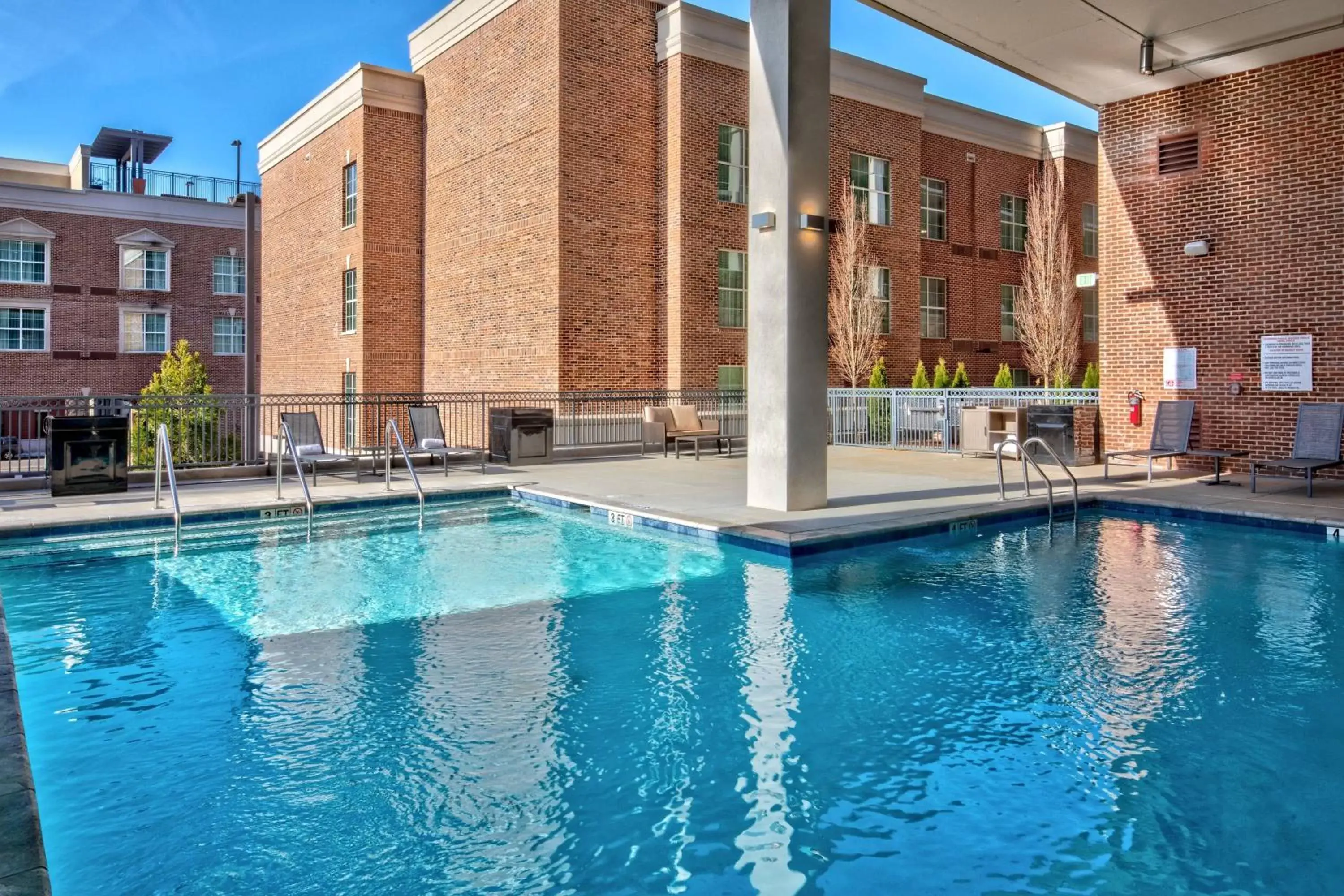 Swimming Pool in Residence Inn by Marriott Nashville Green Hills