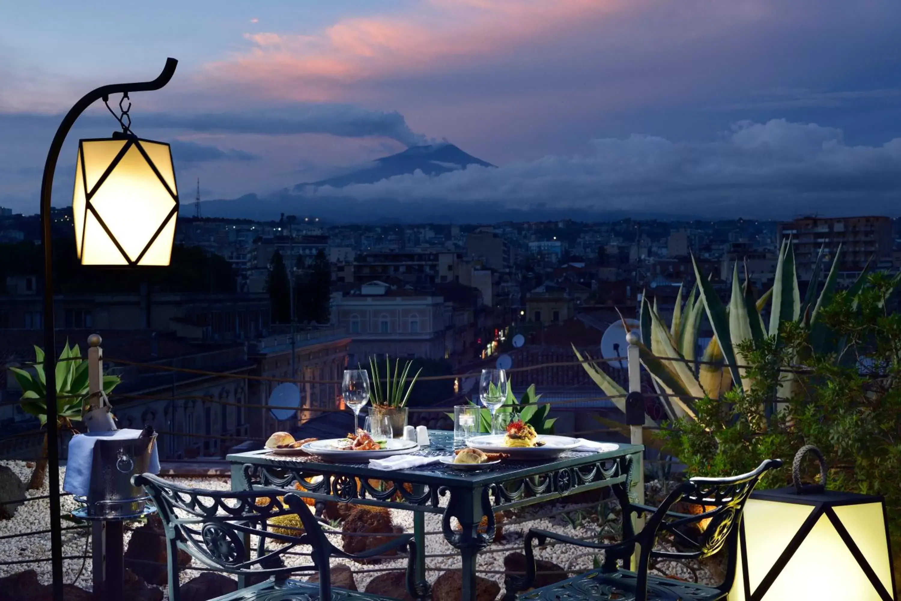 Balcony/Terrace, Restaurant/Places to Eat in Palace Catania | UNA Esperienze