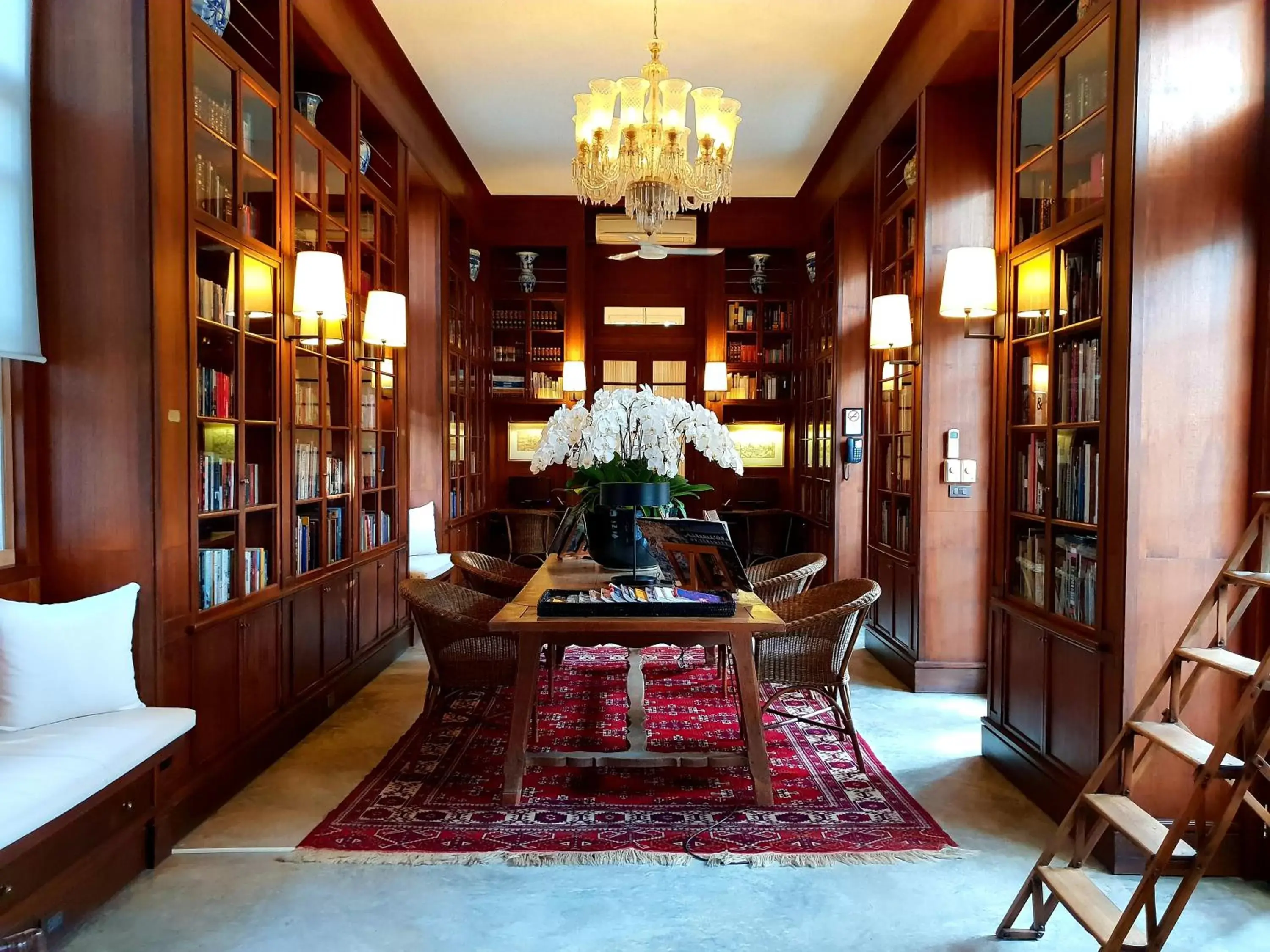 Library, Seating Area in Rachamankha Hotel