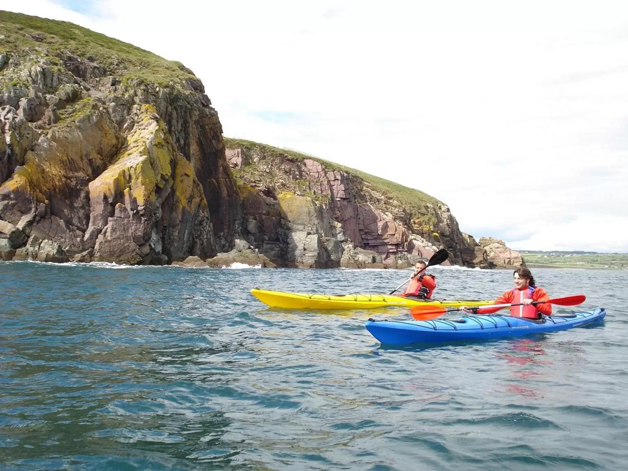 Canoeing in Gold Coast Resort Dungarvan