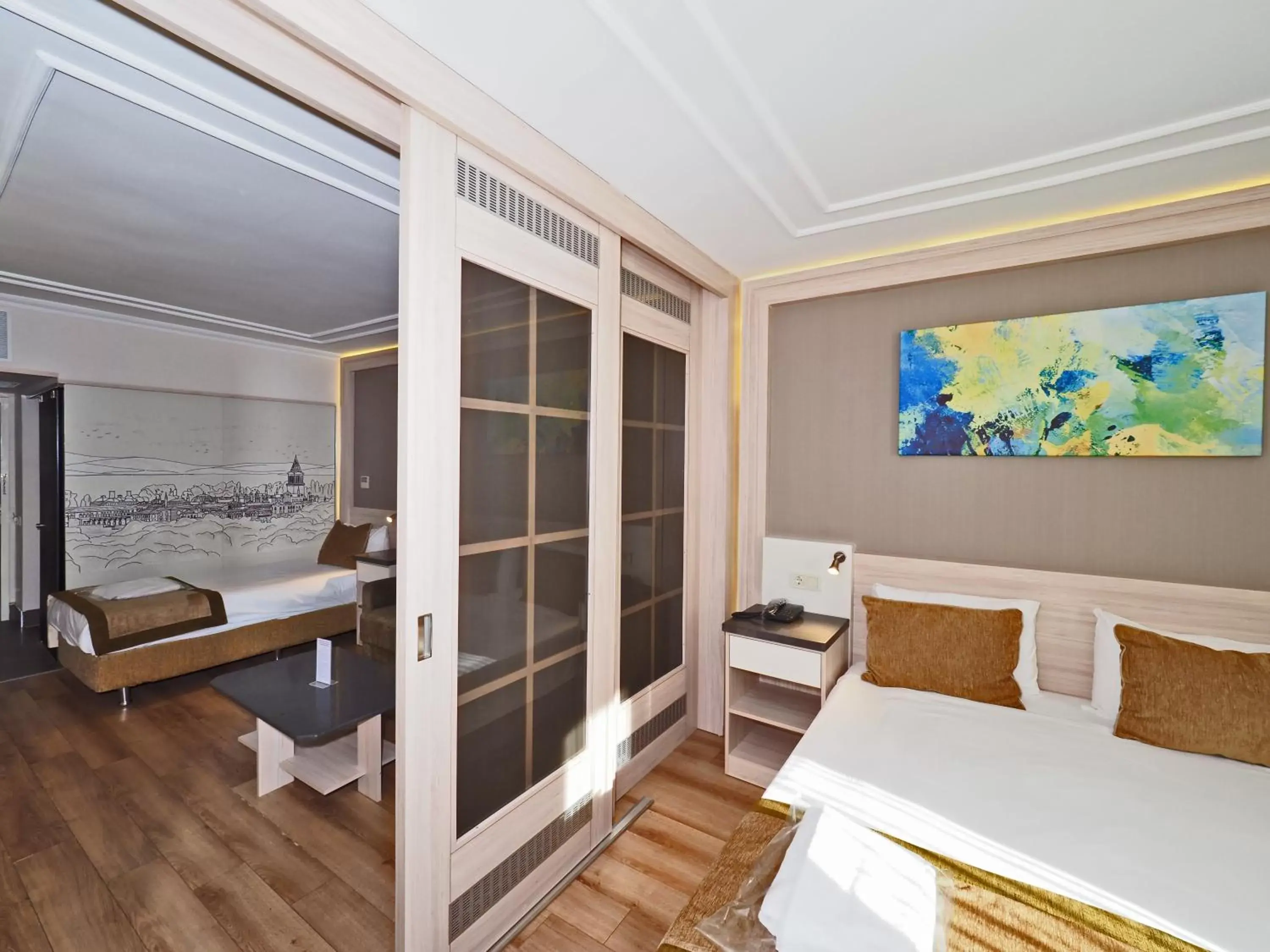 Superior Quadruple Room in Hotel Bulvar Palas