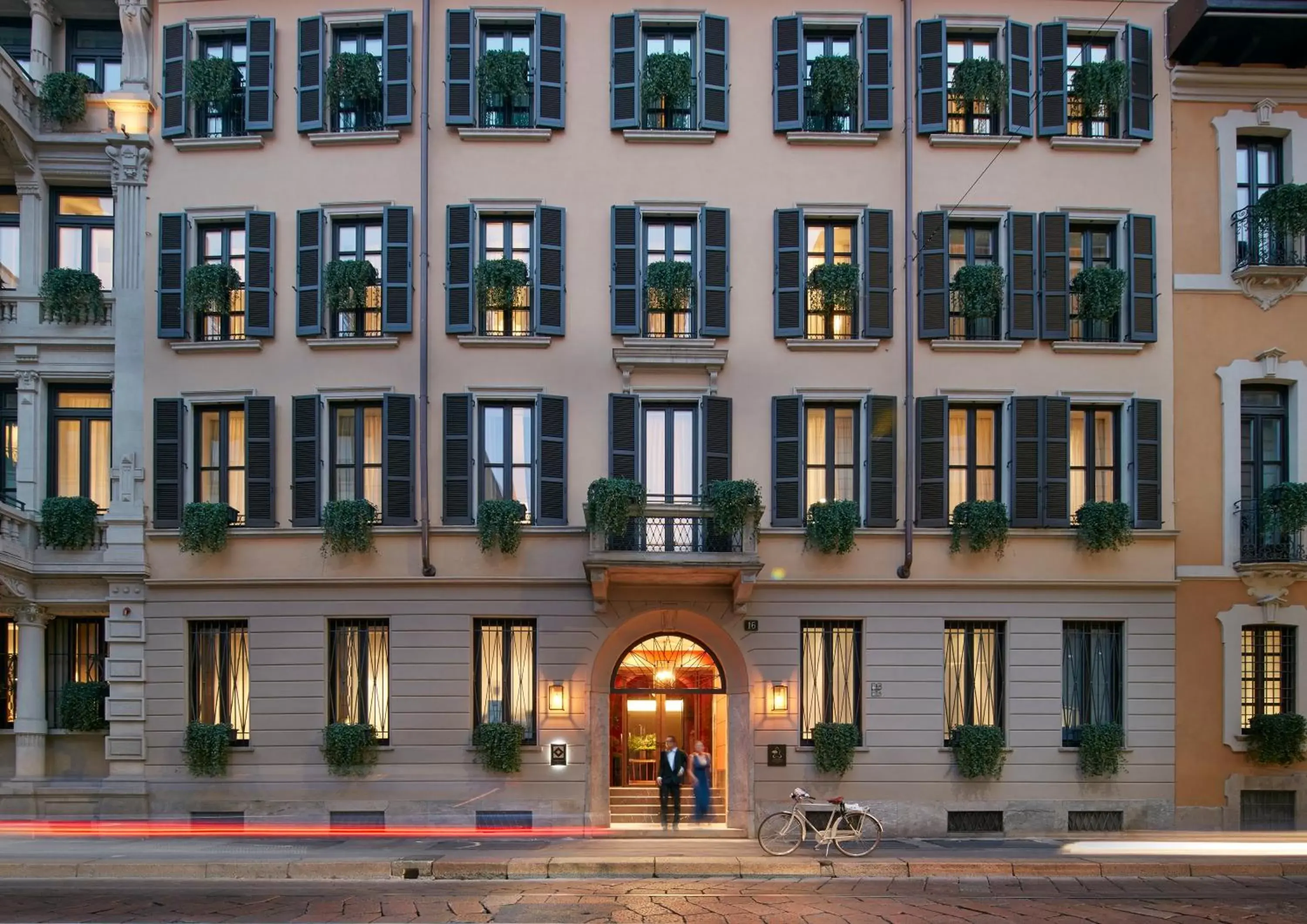 Facade/entrance, Property Building in Mandarin Oriental, Milan