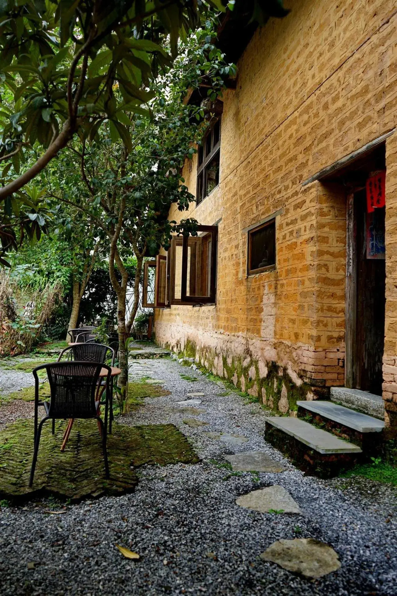 Garden in Yangshuo Village Inn