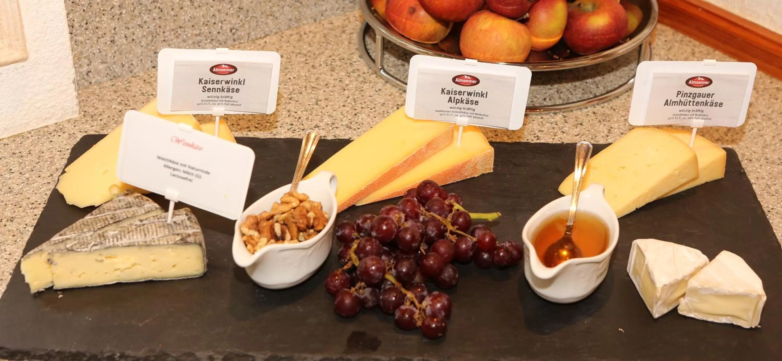 Restaurant/places to eat in Naturhotel Lärchenhof