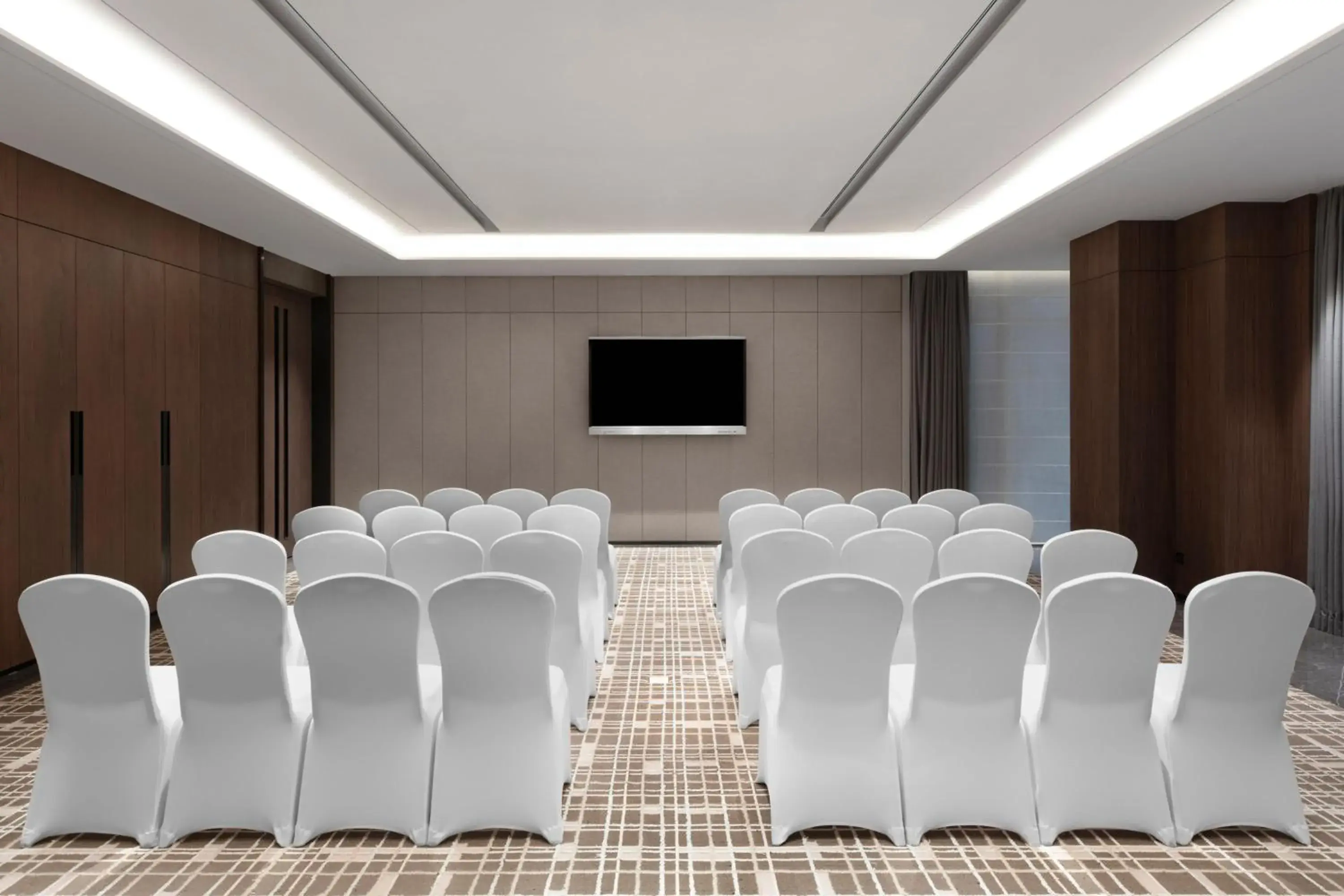 Meeting/conference room in Four Points by Sheraton Chengdu Tianfu New Area