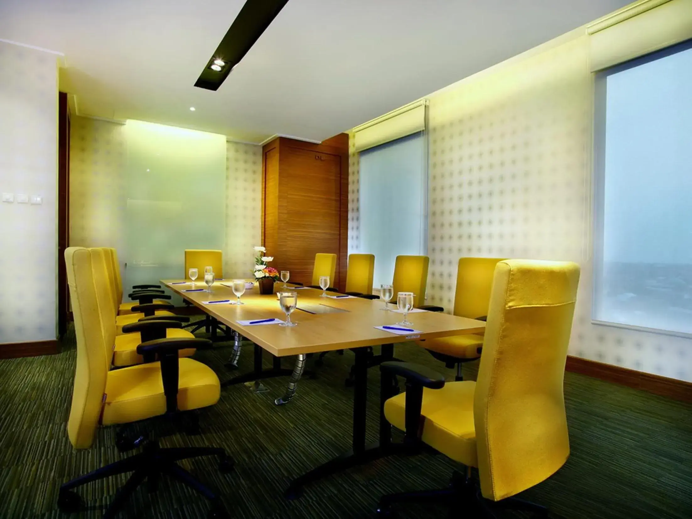 Business facilities in Menara Peninsula Hotel